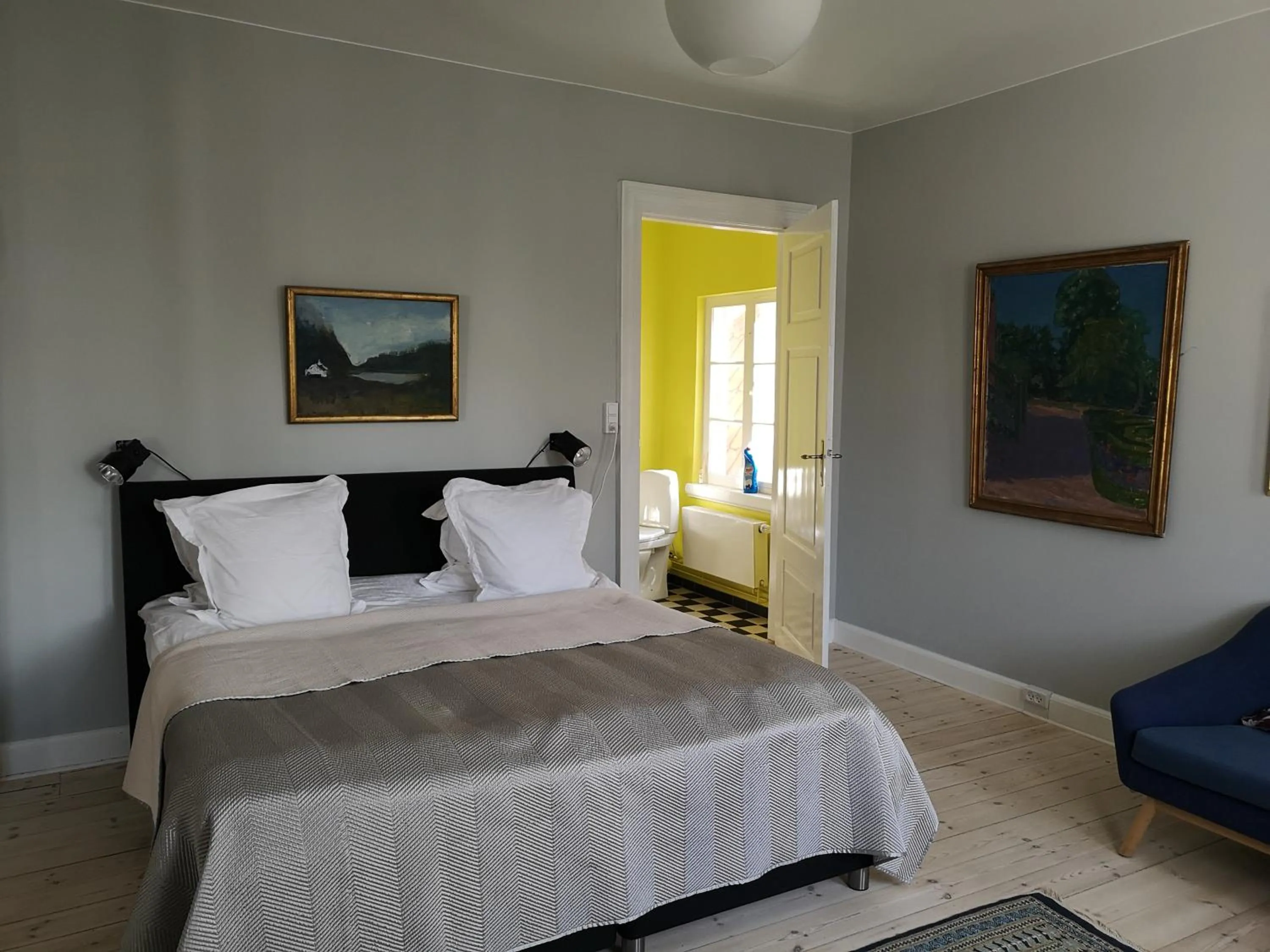 Bed in Kjobing Manor