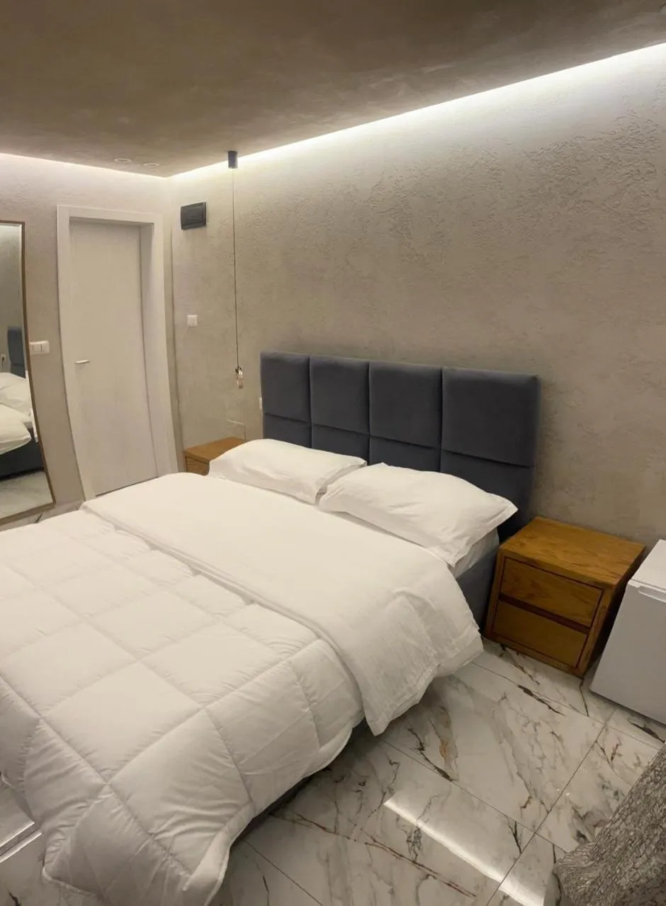 Bed in Hotel Piemonte