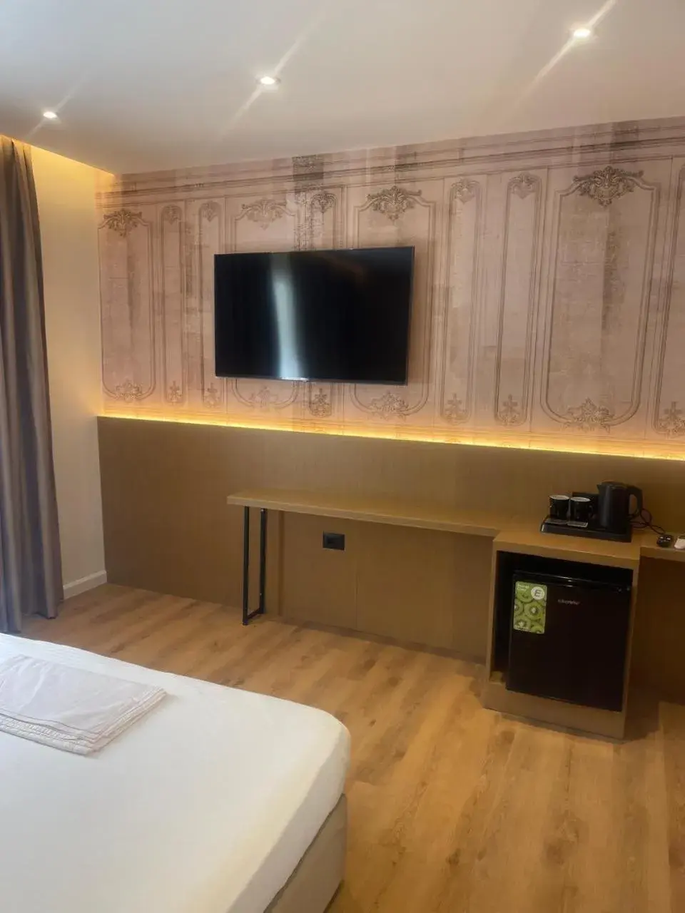 Deluxe Double Room with Balcony - single occupancy in Hotel Piemonte Deluxe Double Room with Balcony - single occupancy in Hotel Piemonte