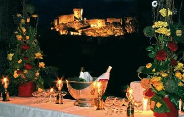 Night in Hôtel Stella