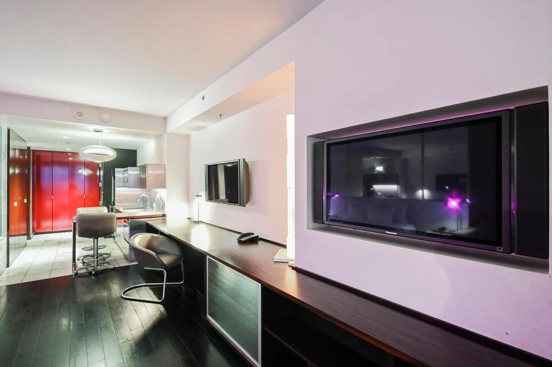 Bedroom in StripViewSuites Two-Bedroom Conjoined Suite at Palms Place