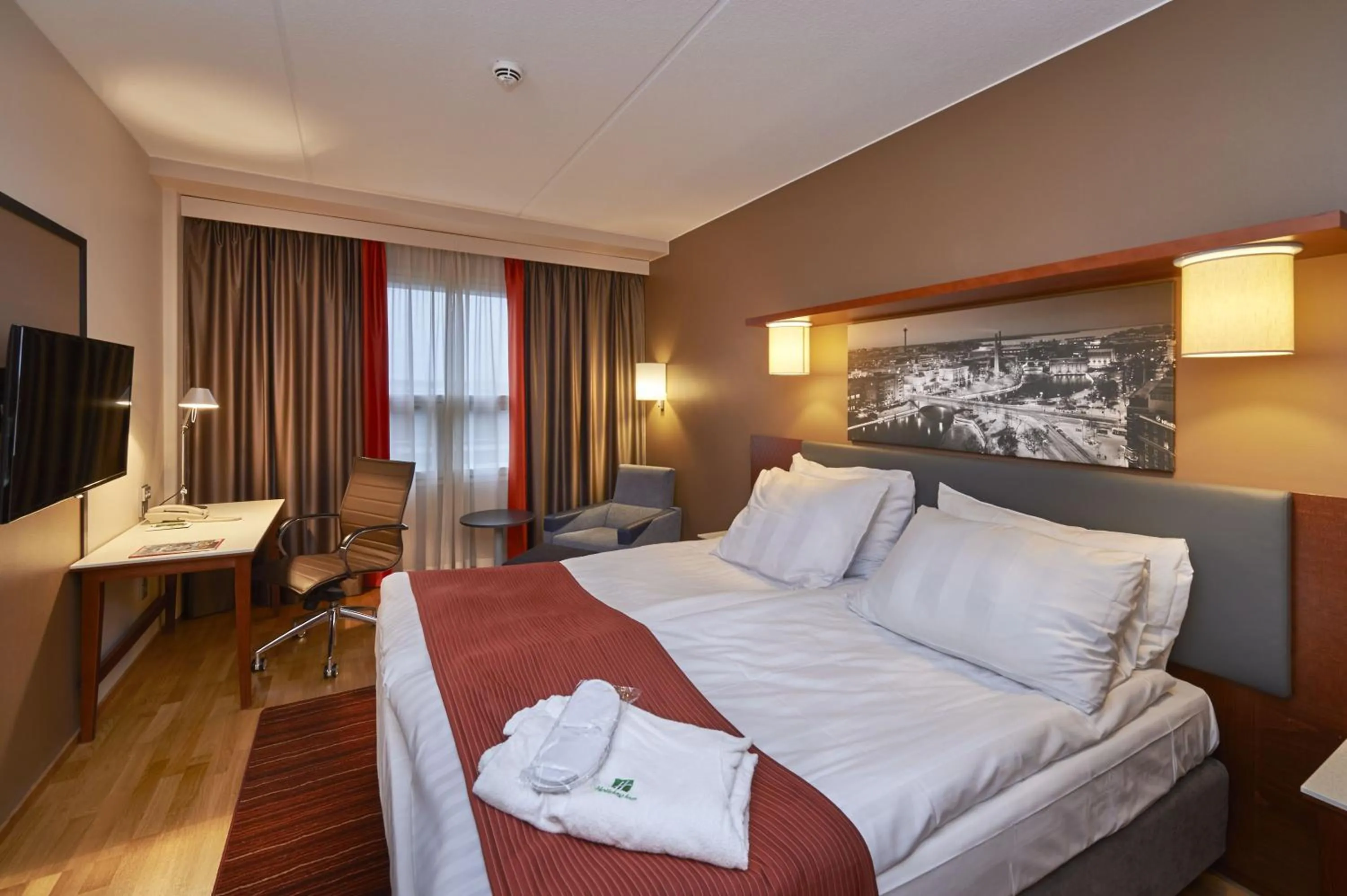 Photo of the whole room in Holiday Inn Tampere - Central Station by IHG