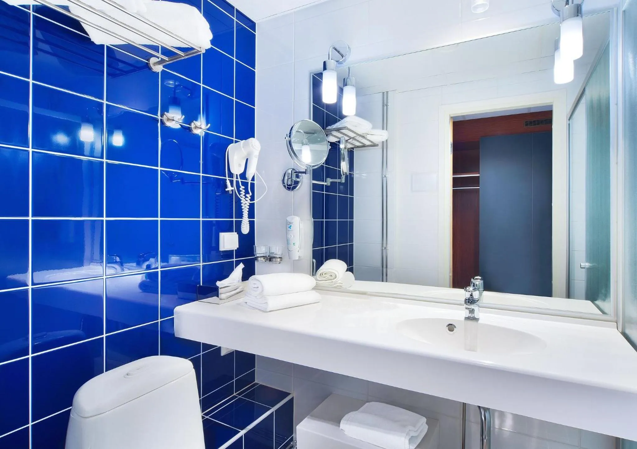 Bathroom in Holiday Inn Tampere - Central Station by IHG