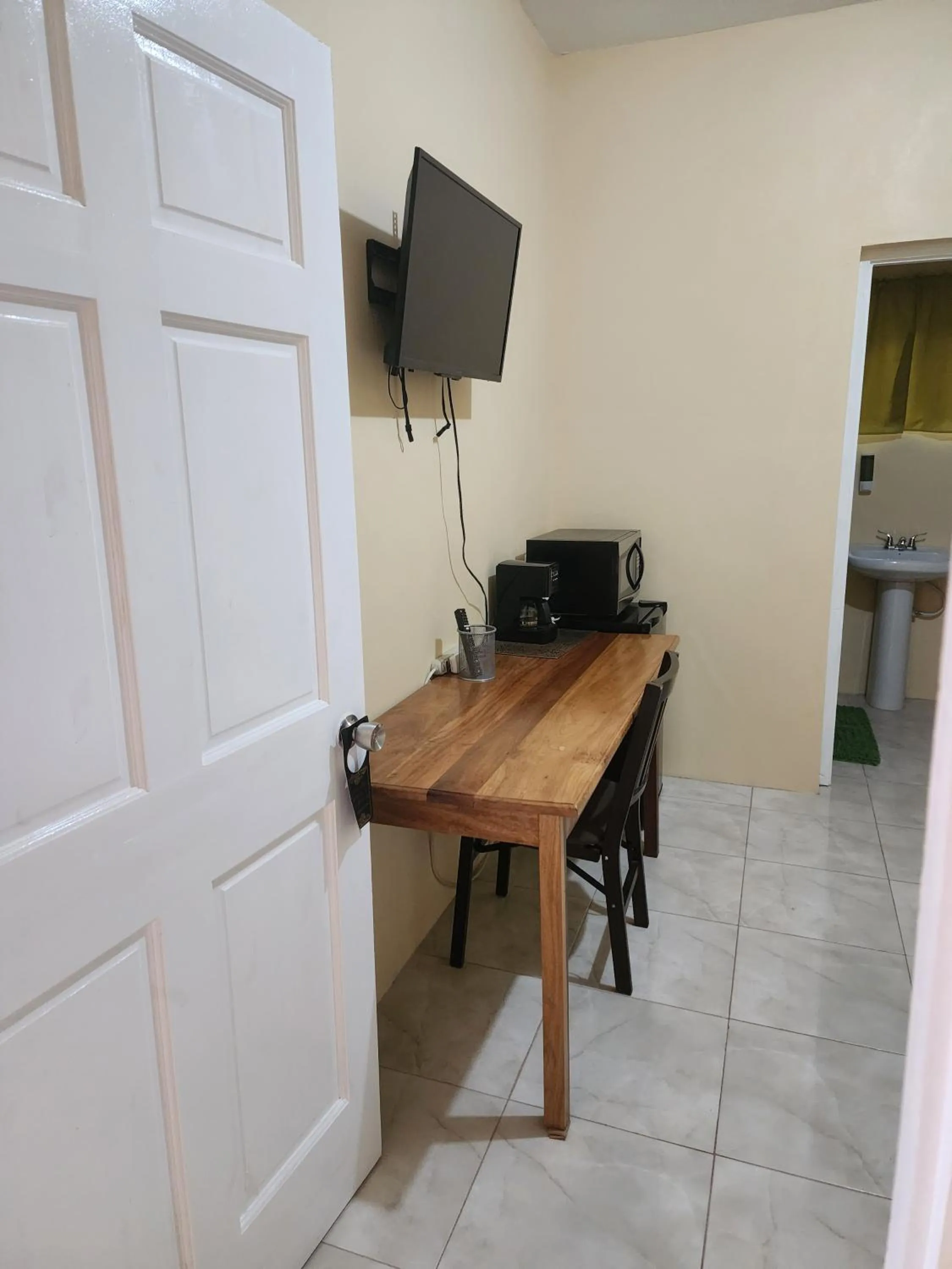 TV and multimedia in Viva Violas