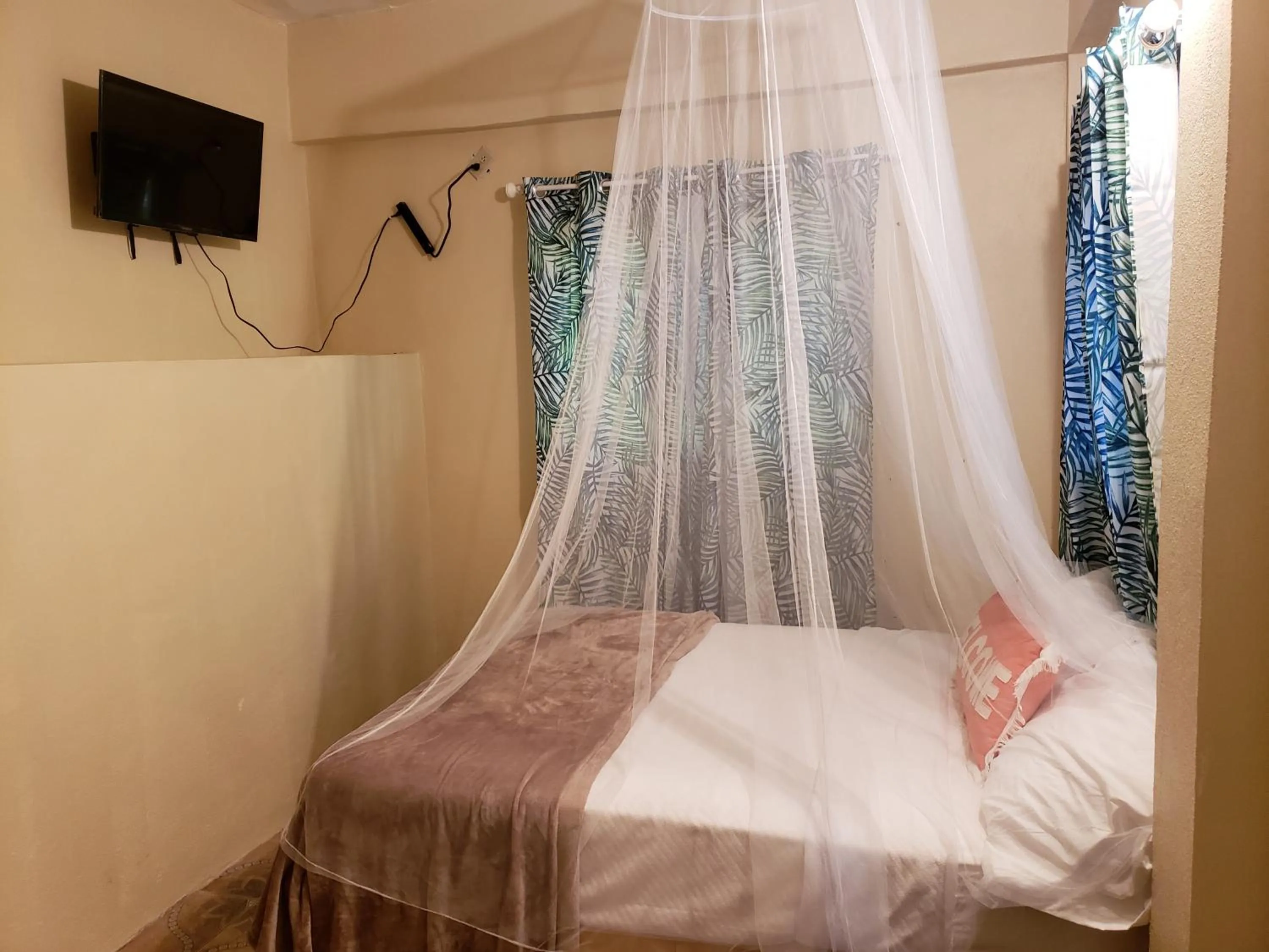 Bathroom, Bed in Viva Violas