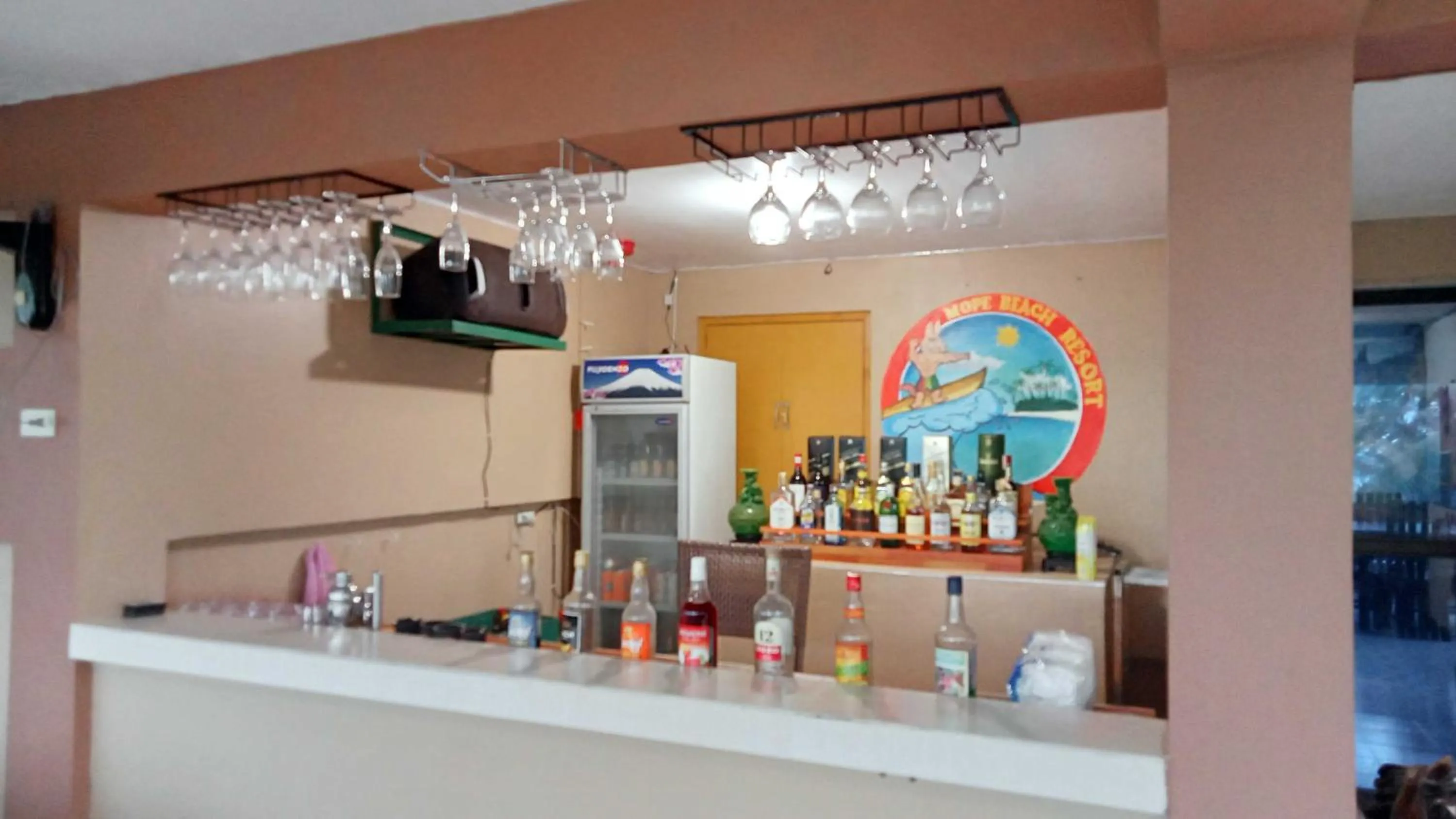 Lounge or bar in Mope Beach Resort