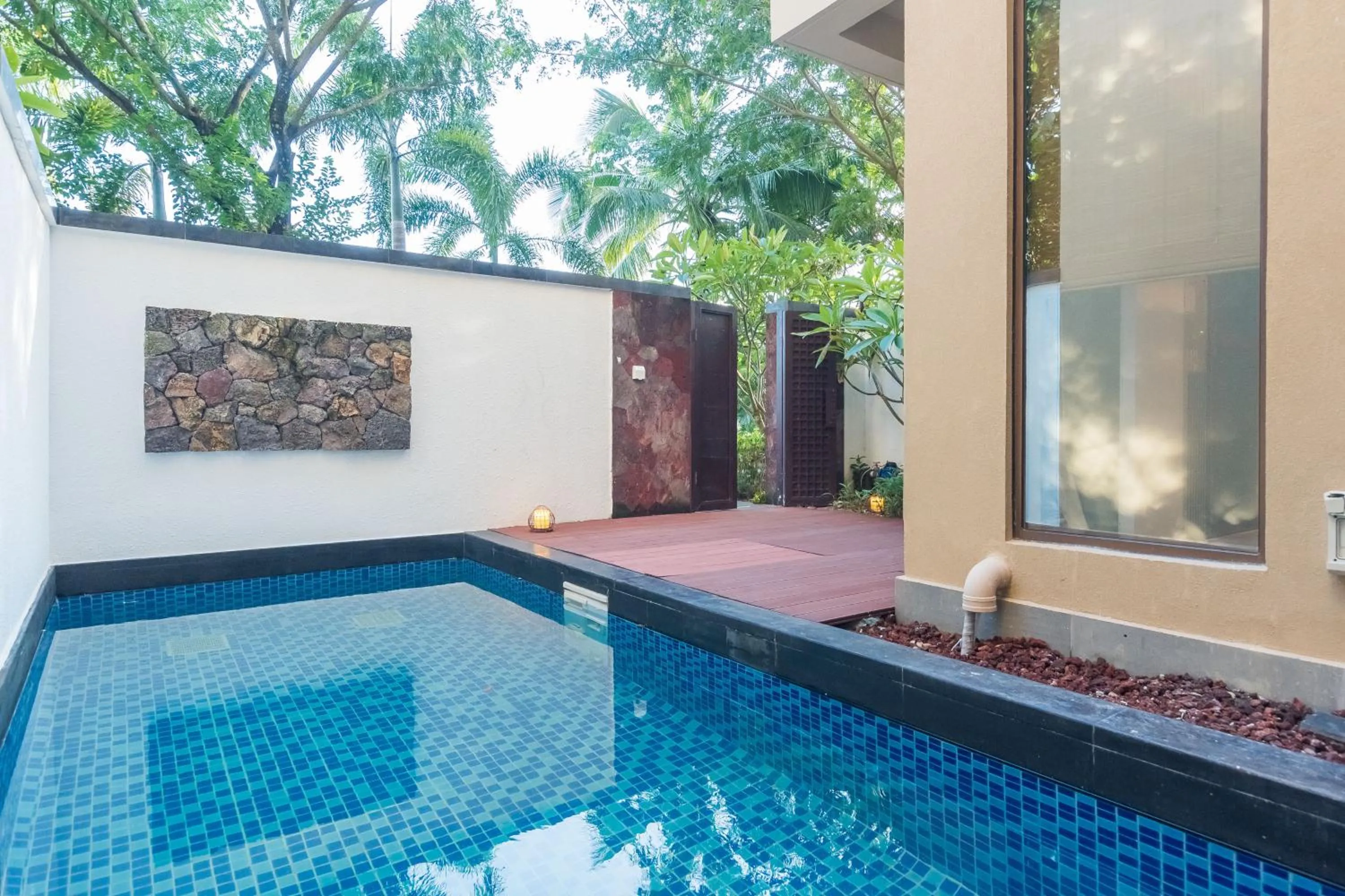 Swimming pool in Sanya Haitang Bay Mushe Villa