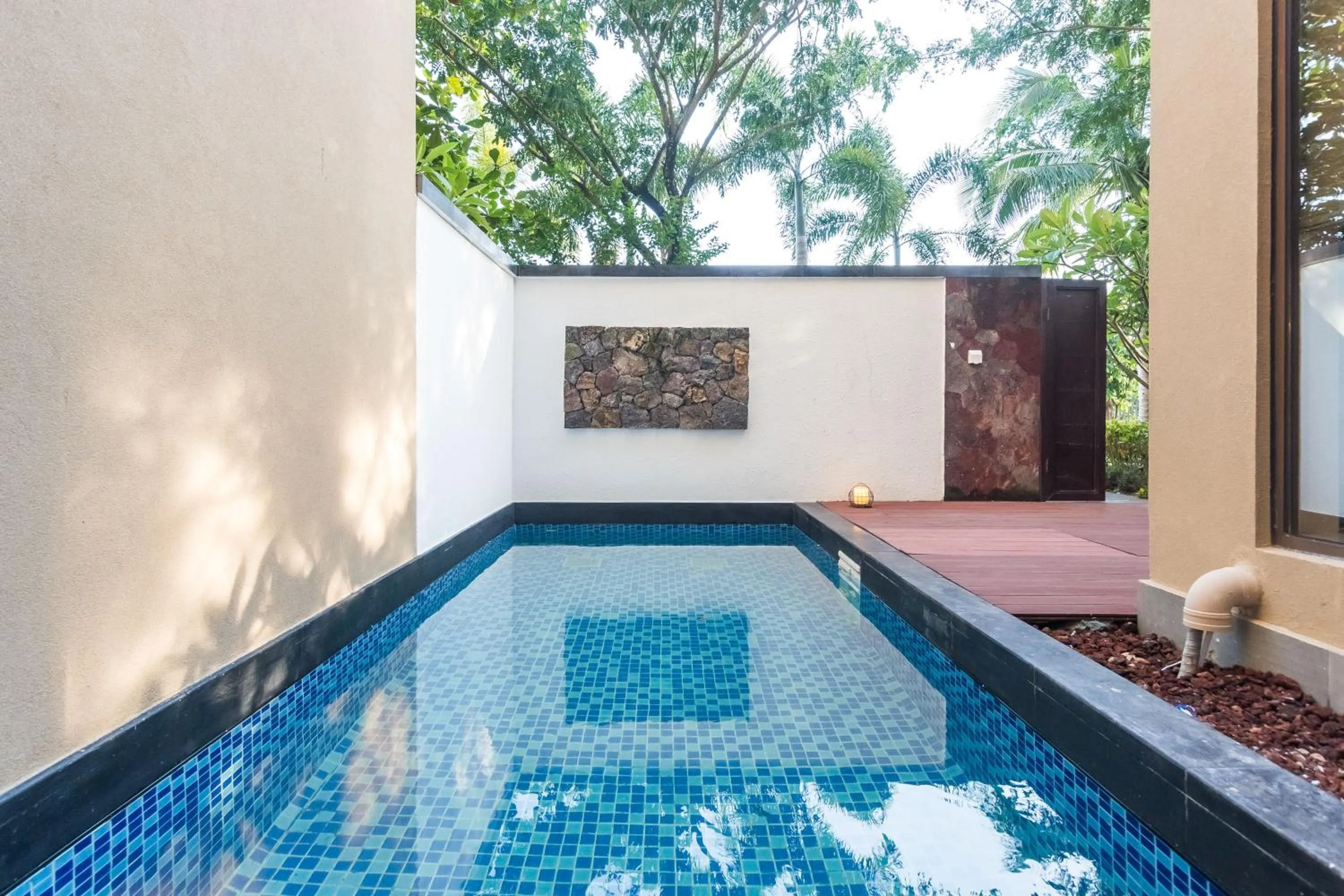 Swimming pool in Sanya Haitang Bay Mushe Villa