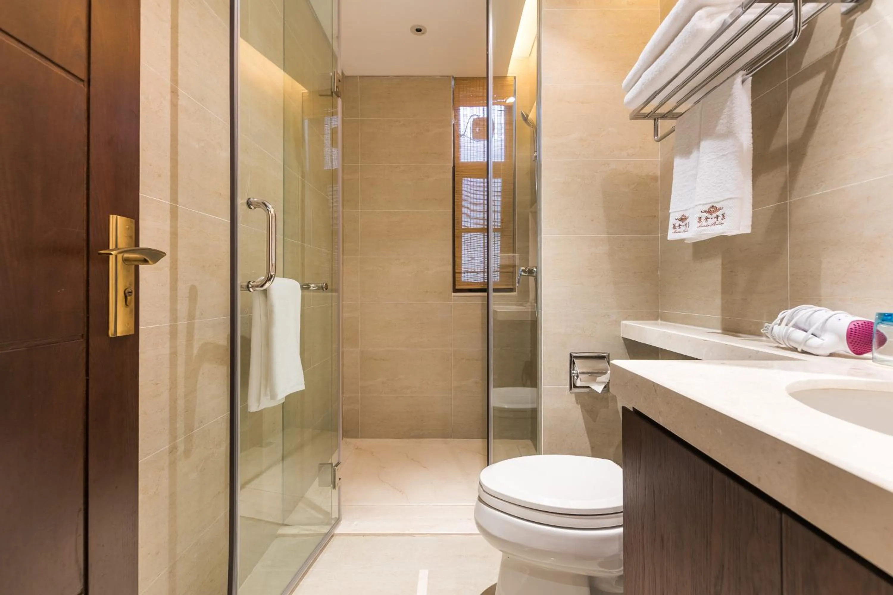 Toilet in Sanya Haitang Bay Mushe Villa