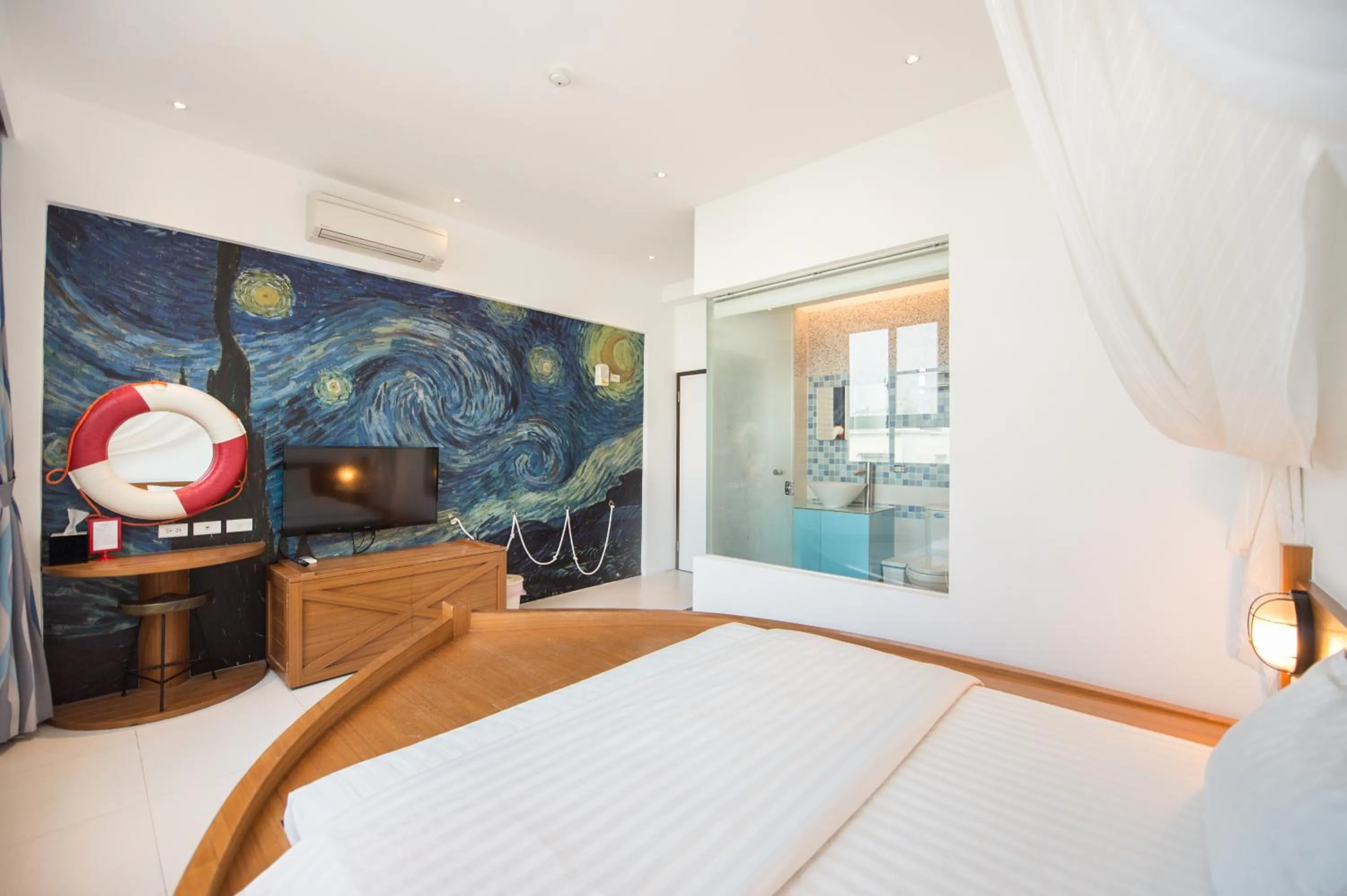 Bed in Her Man Hostel