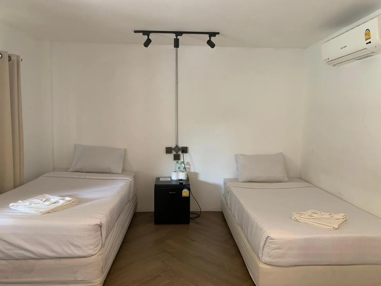 Bed in Paradise Bungalows