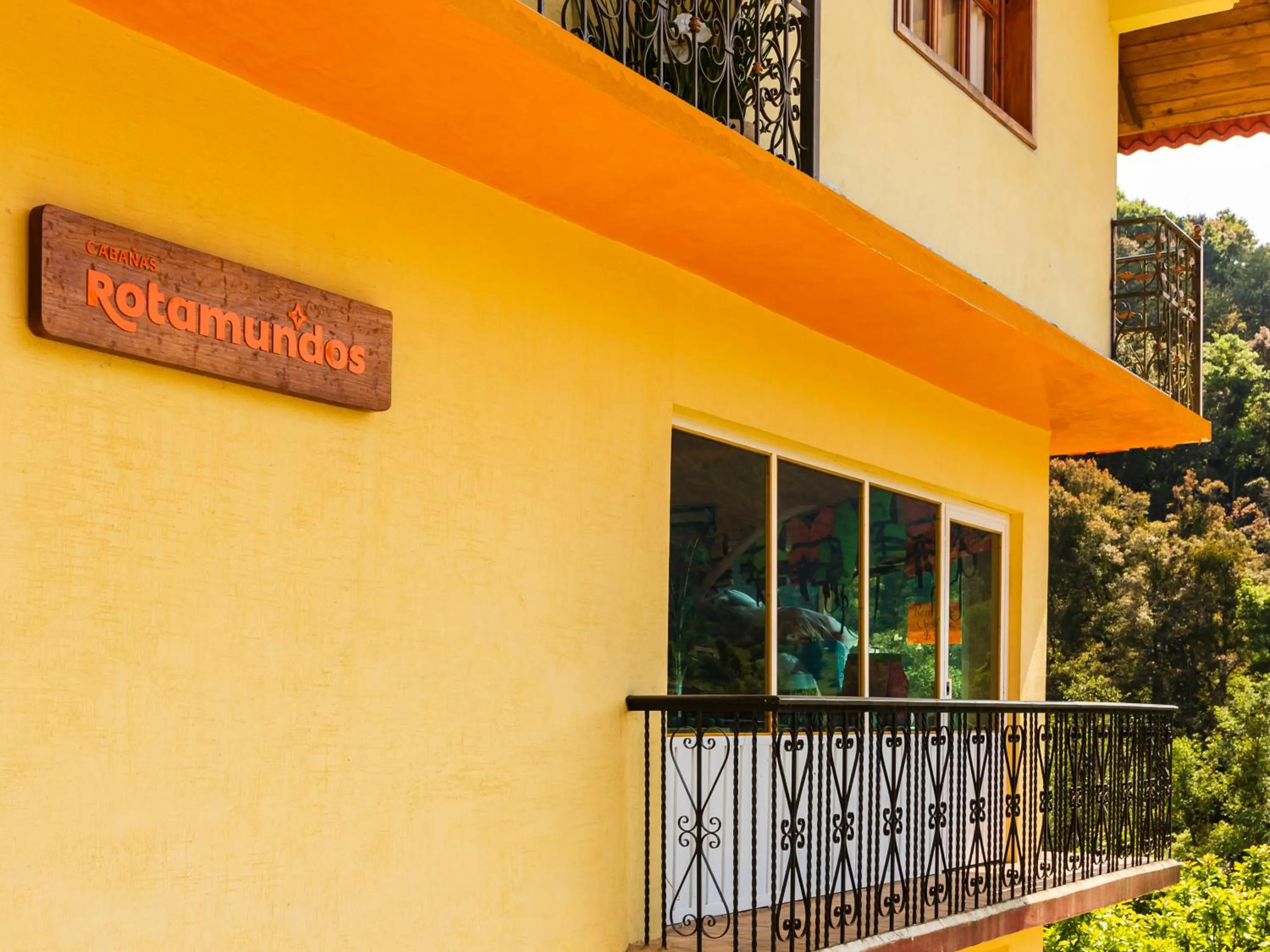 Facade/entrance in Otro Rollo en Jilotepec