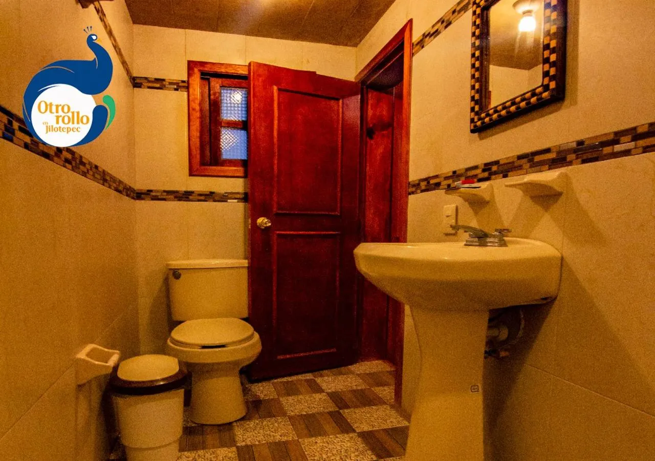 Toilet in Otro Rollo en Jilotepec