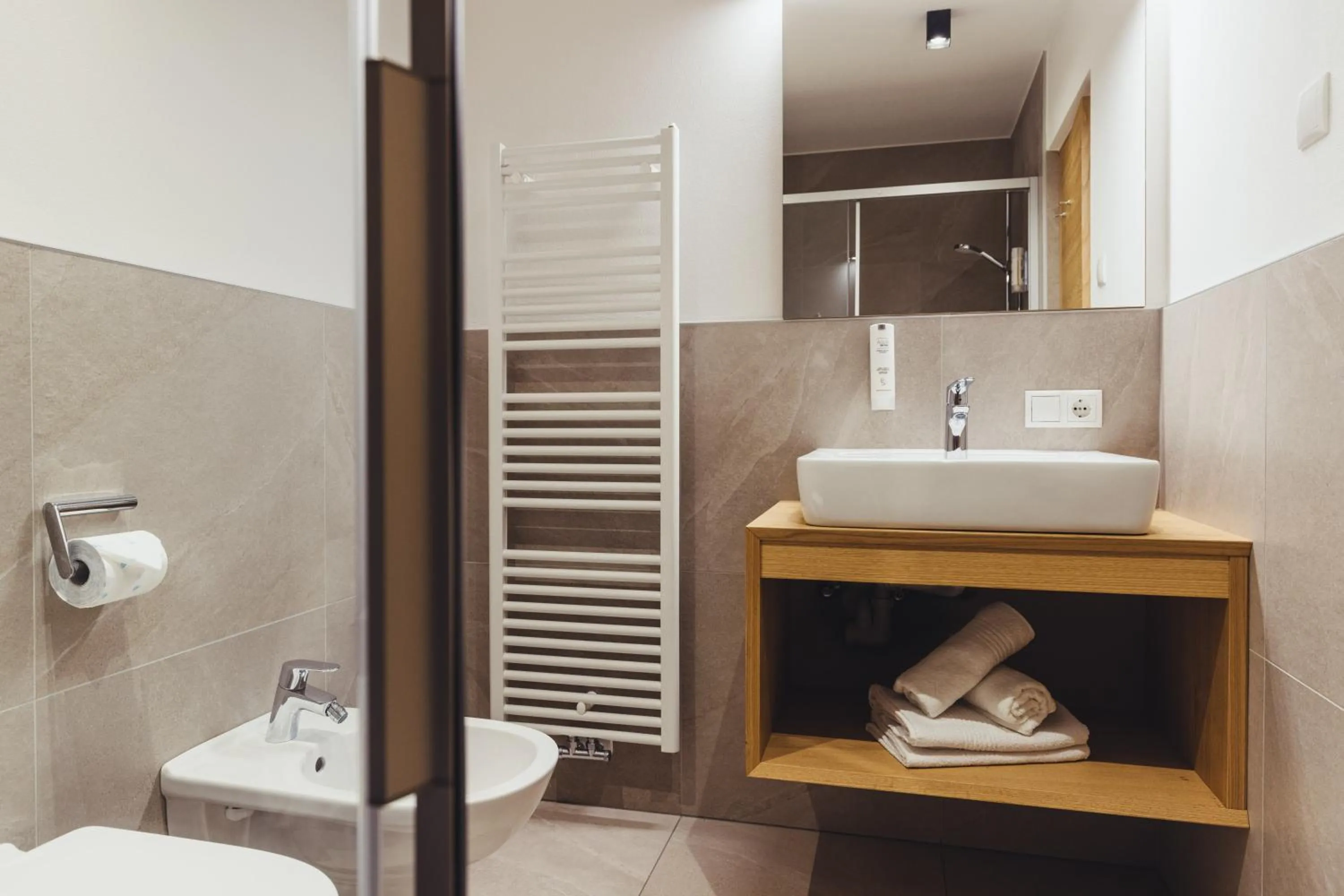 Toilet in Hotel Schmuckhof