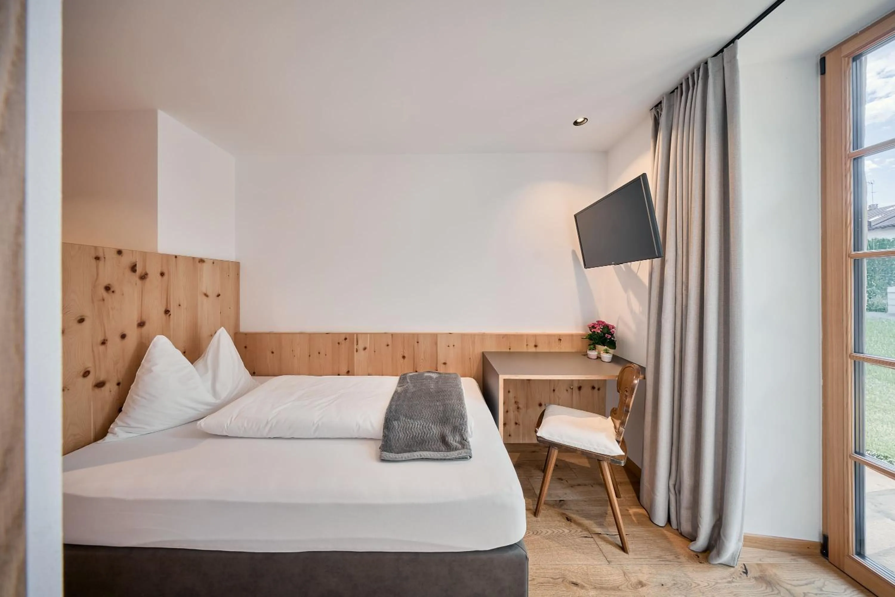 Bed in Hotel Schmuckhof