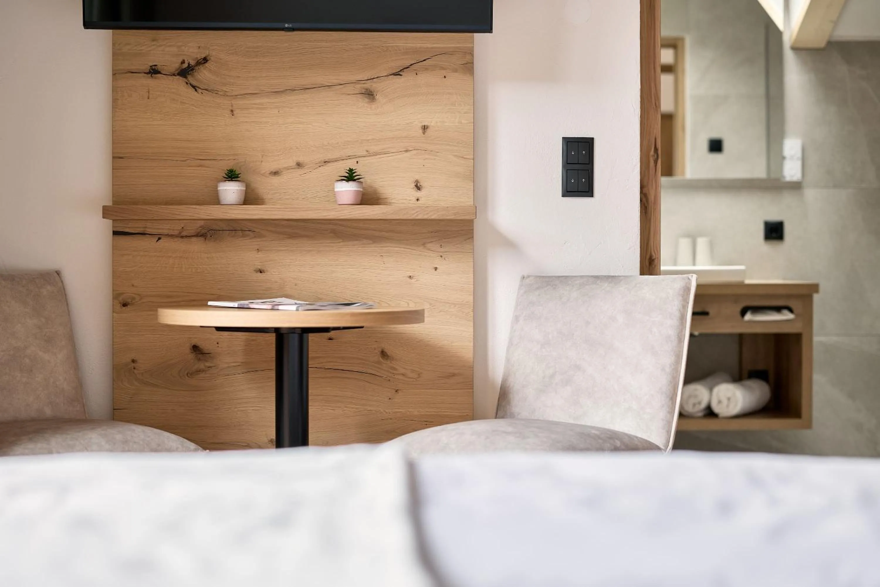 TV and multimedia, Bed in Hotel Schmuckhof