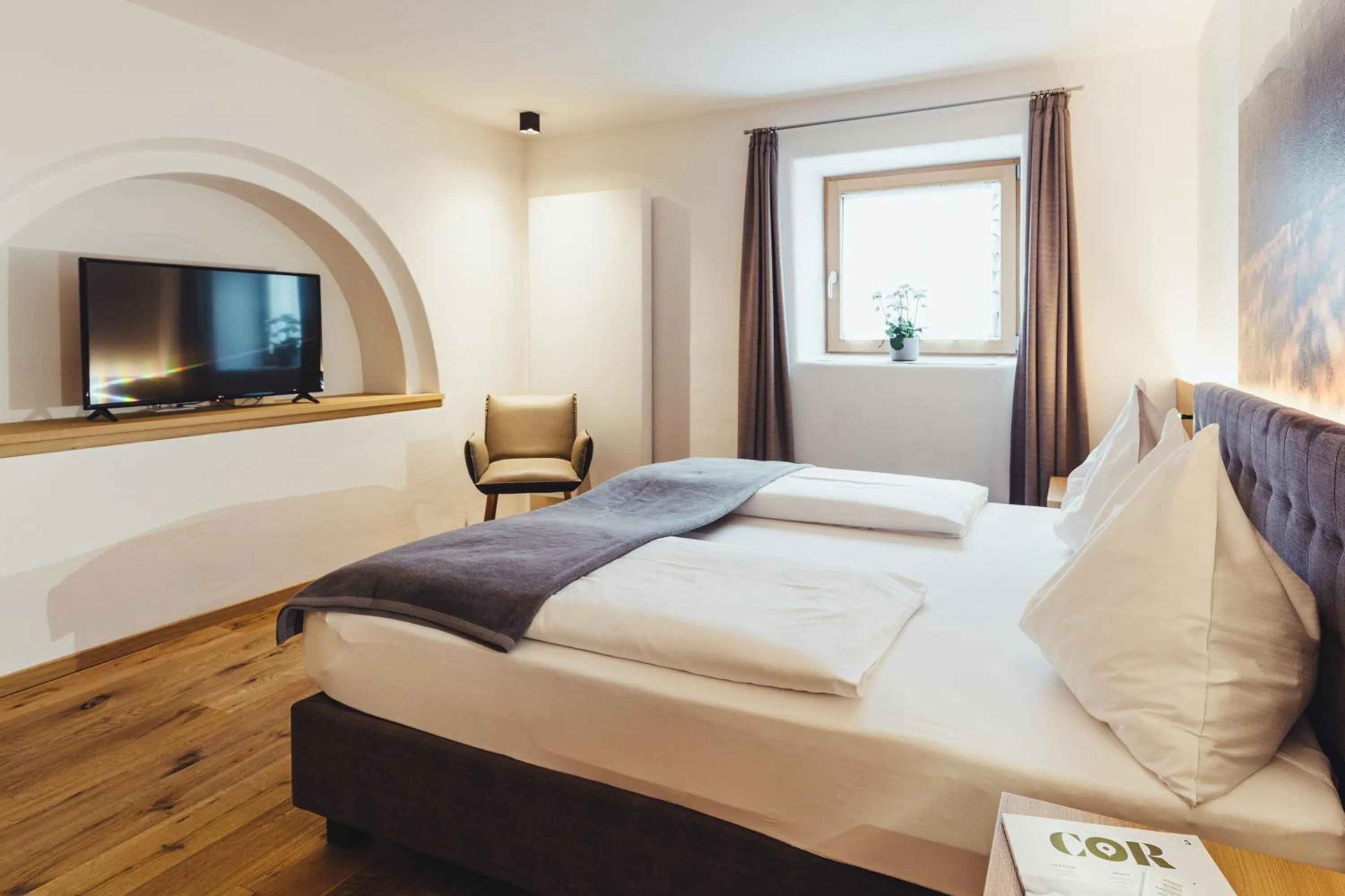 Bed in Hotel Schmuckhof