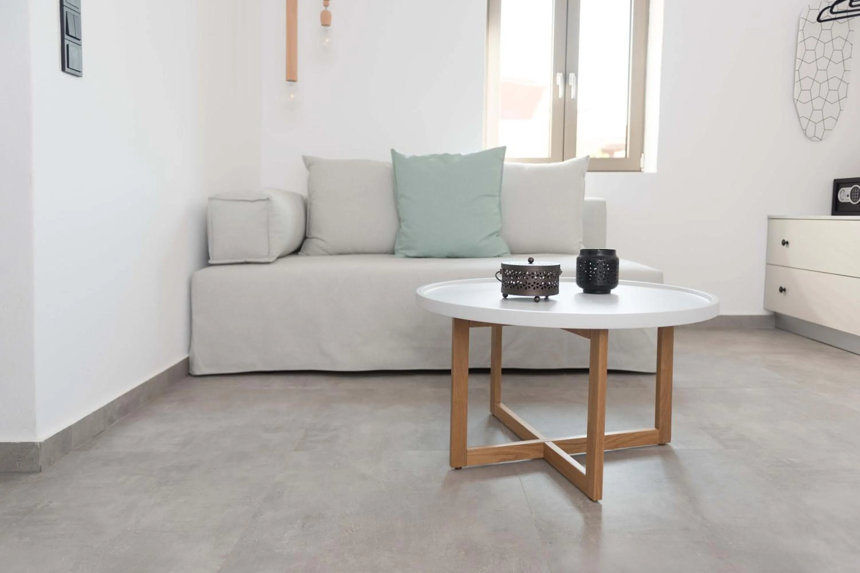 Living room in Calme Suites Mani