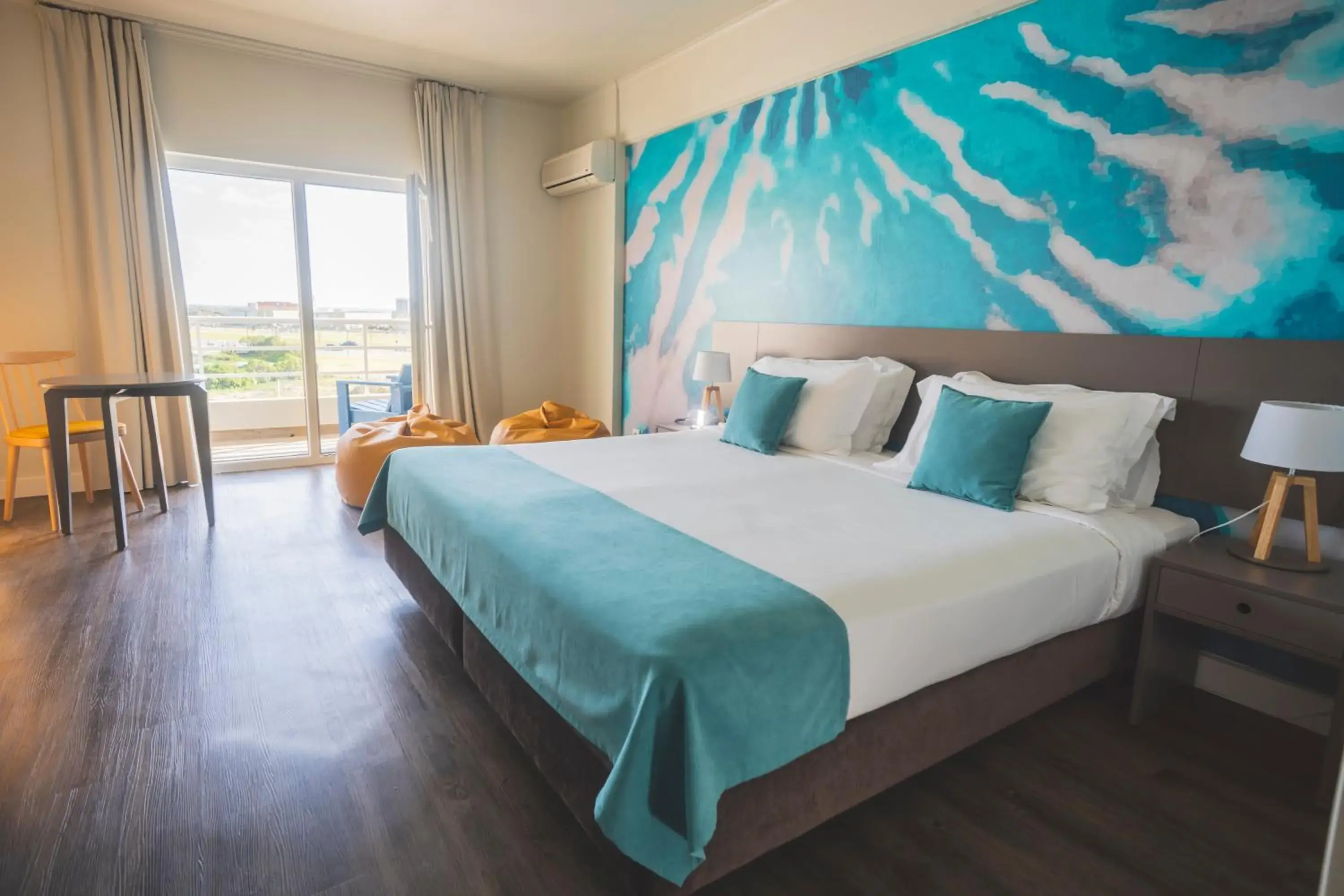 Triple Room with Pool View in Star inn Peniche Triple Room with Pool View in Star inn Peniche