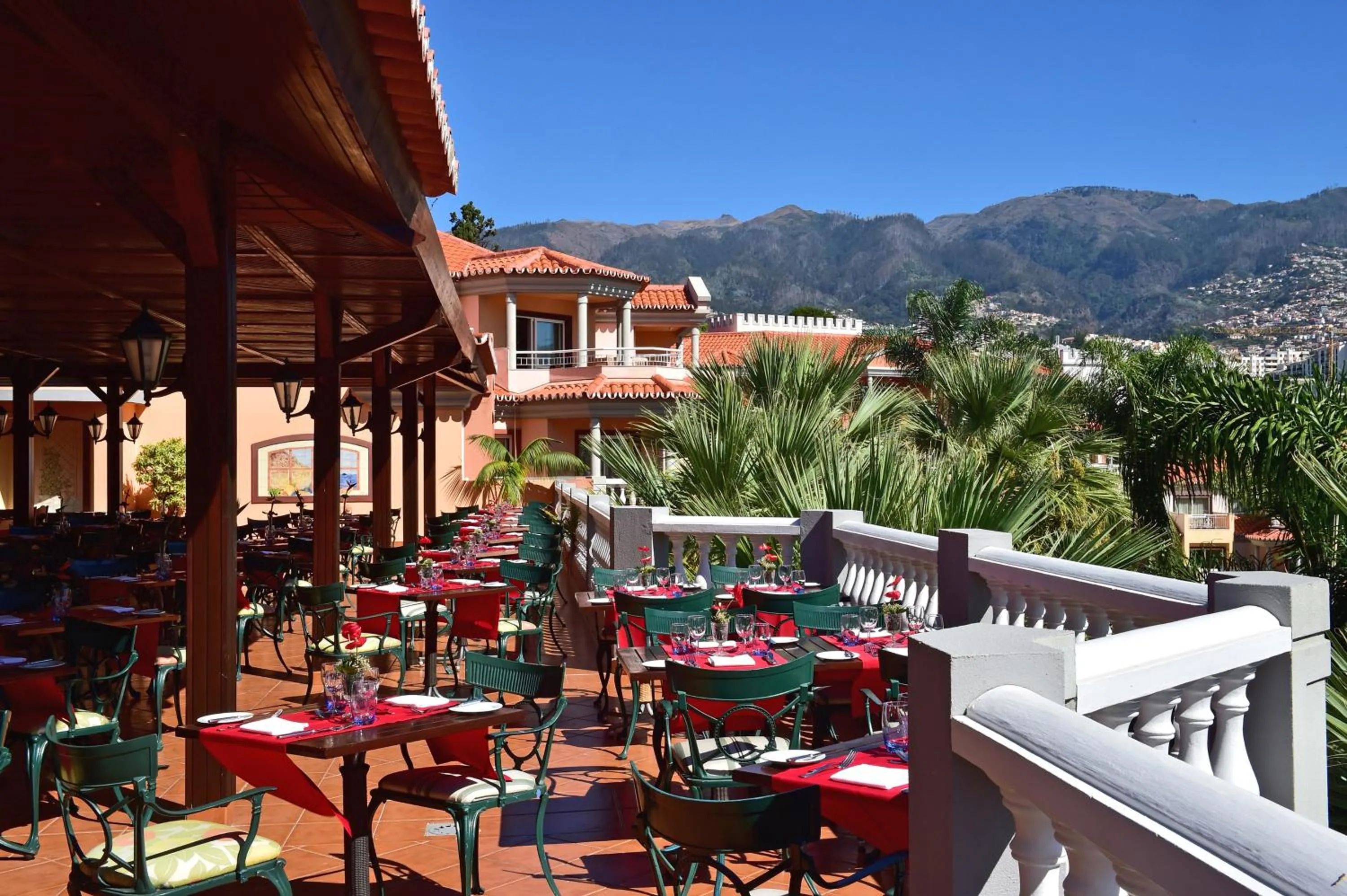Restaurant/places to eat in Pestana Miramar Garden & Ocean Hotel