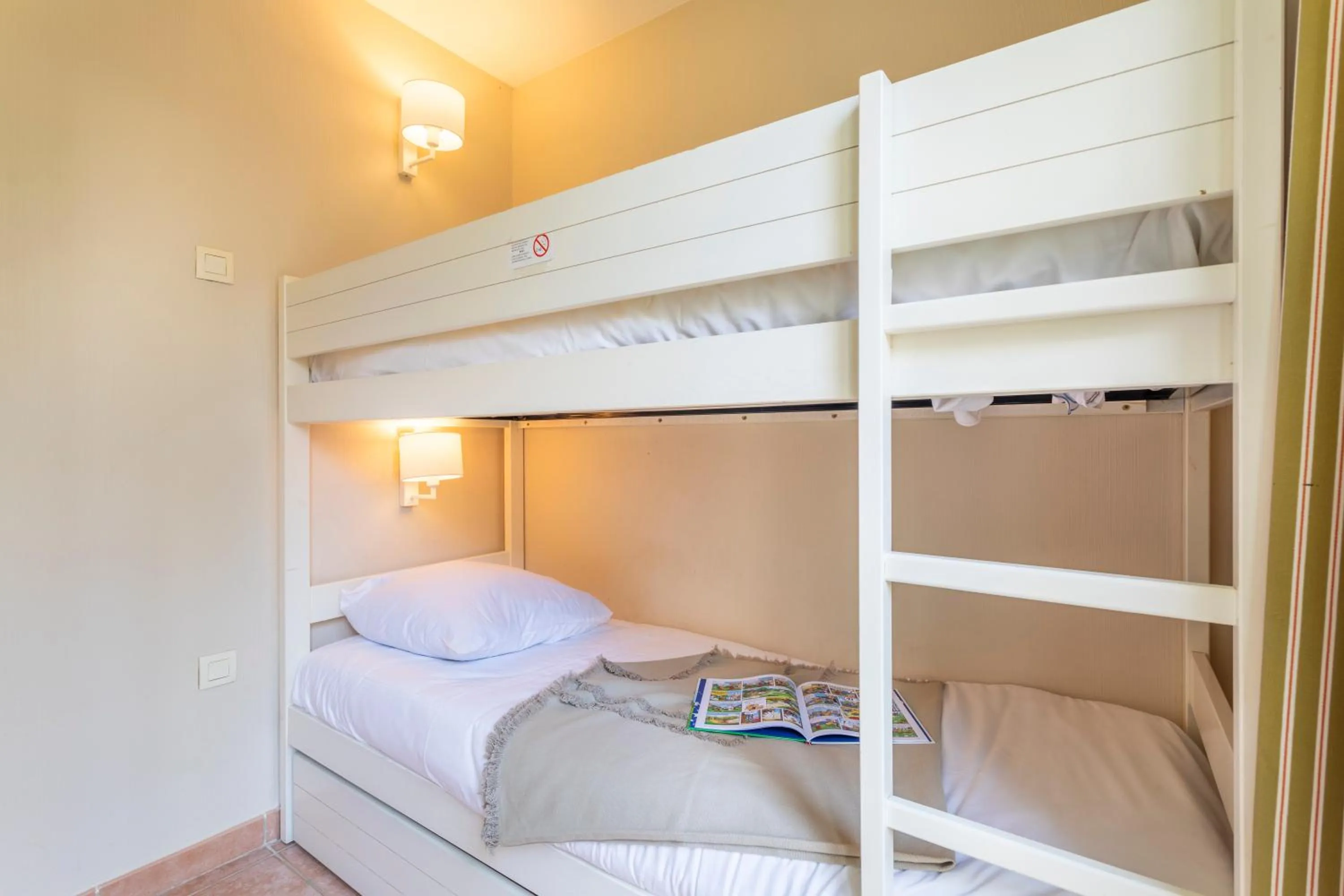 Bed in Résidence Pierre & Vacances le Hameau de la Pinède