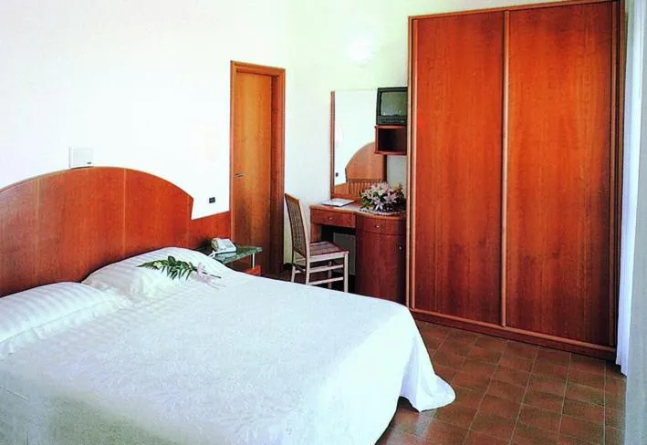 Bedroom, Bed in Hotel Eden