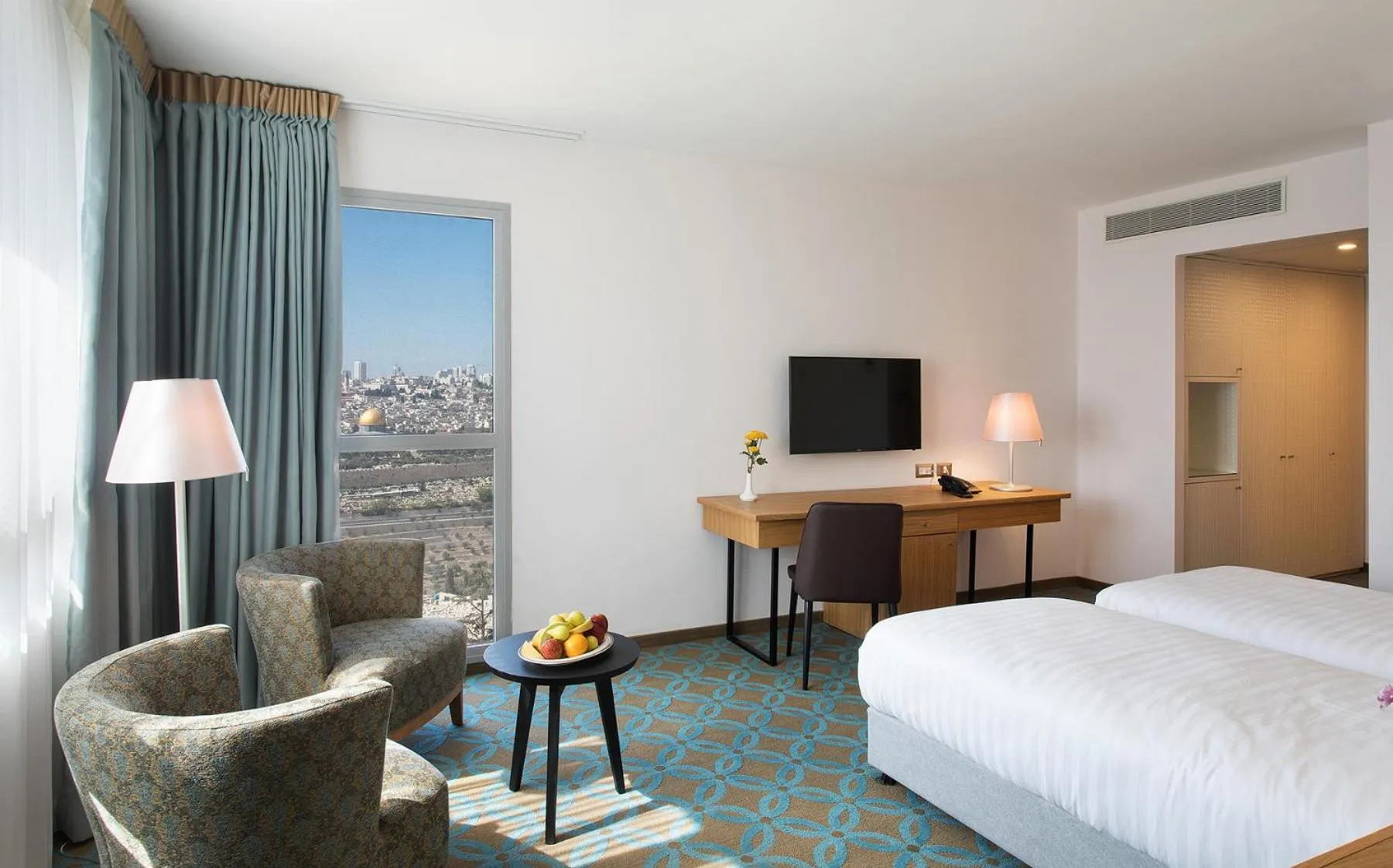 Bedroom in Seven Arches Hotel