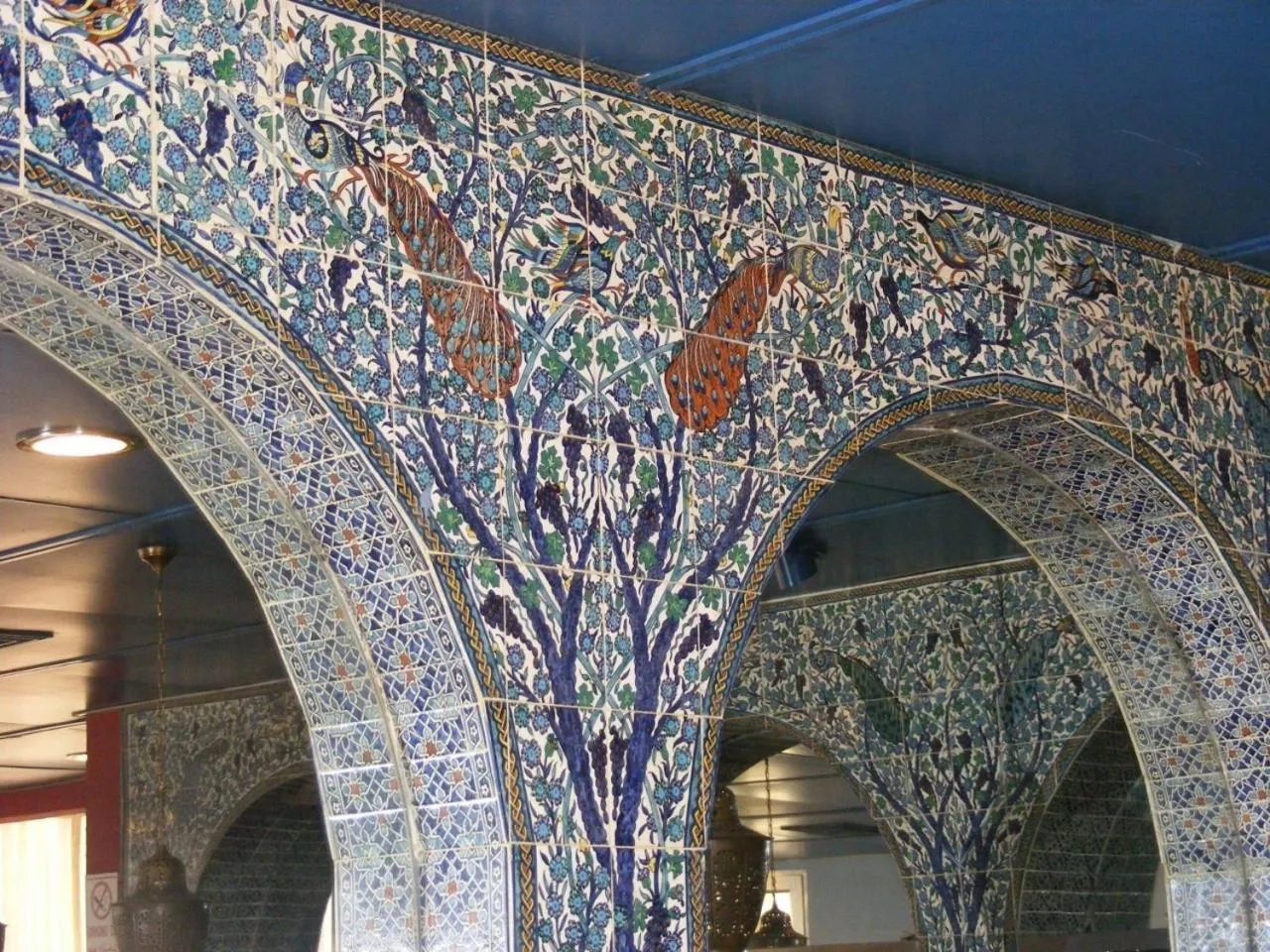 Decorative detail in Seven Arches Hotel