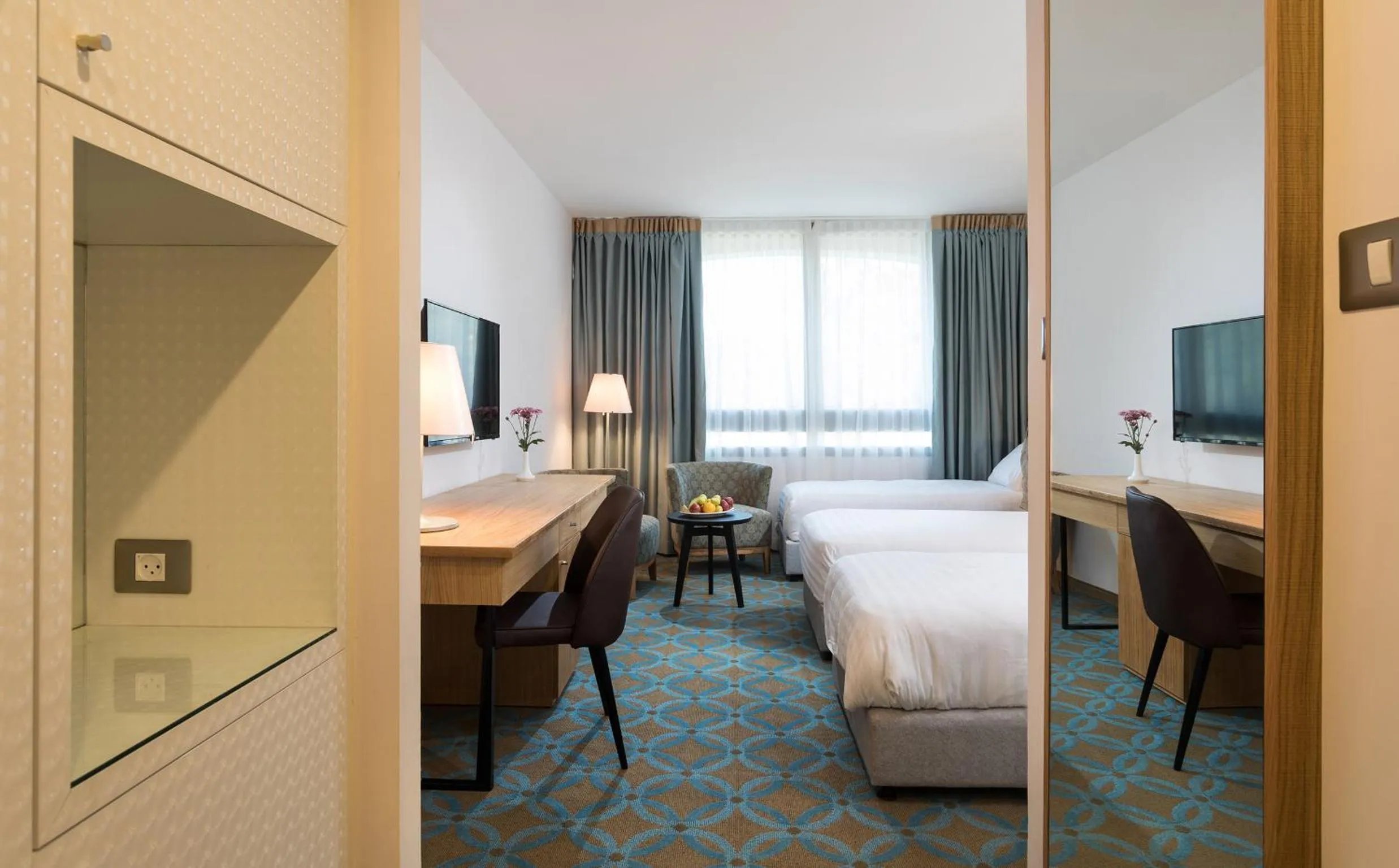 Photo of the whole room in Seven Arches Hotel