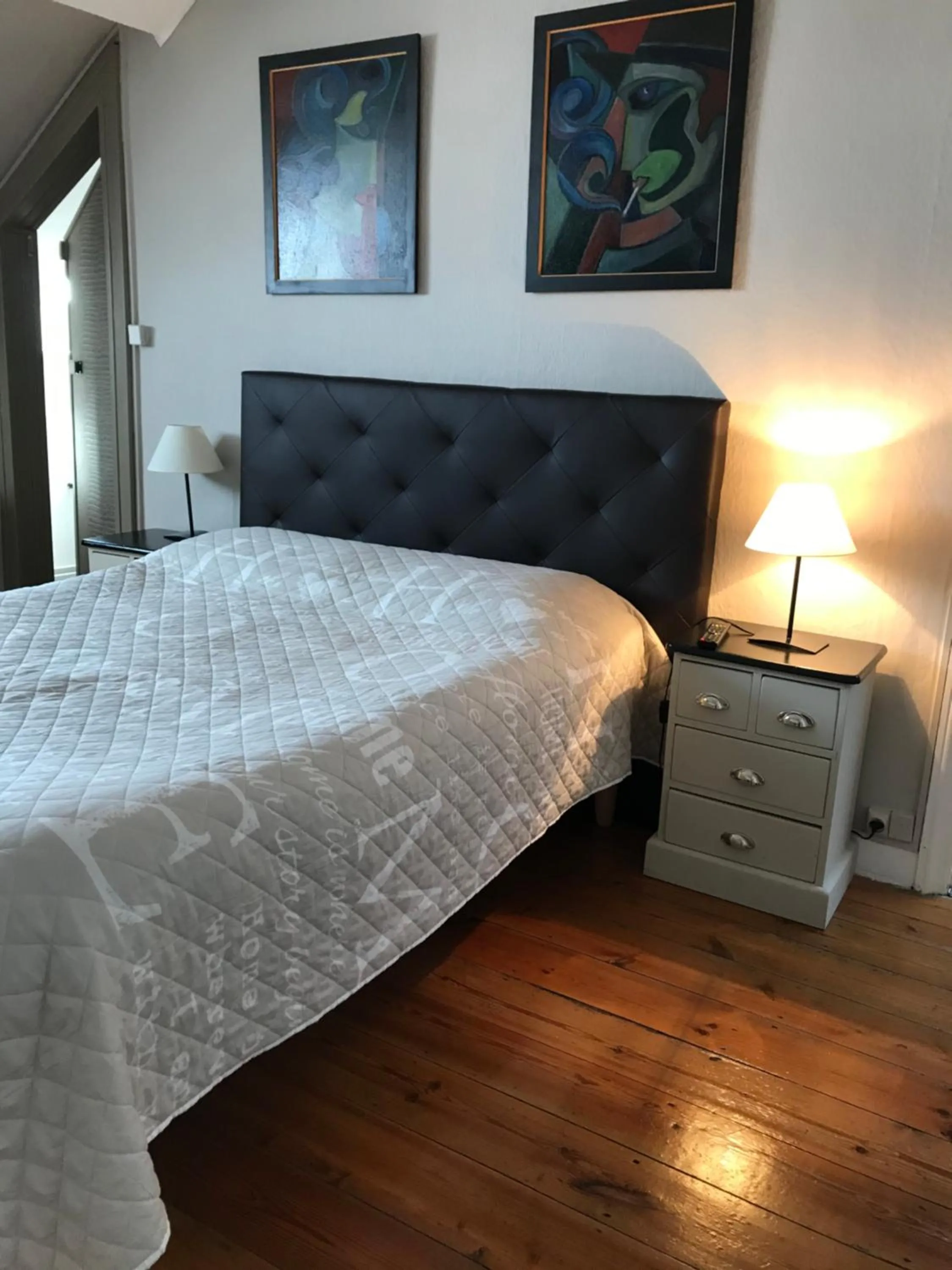 Bedroom, Bed in Abri du Passant