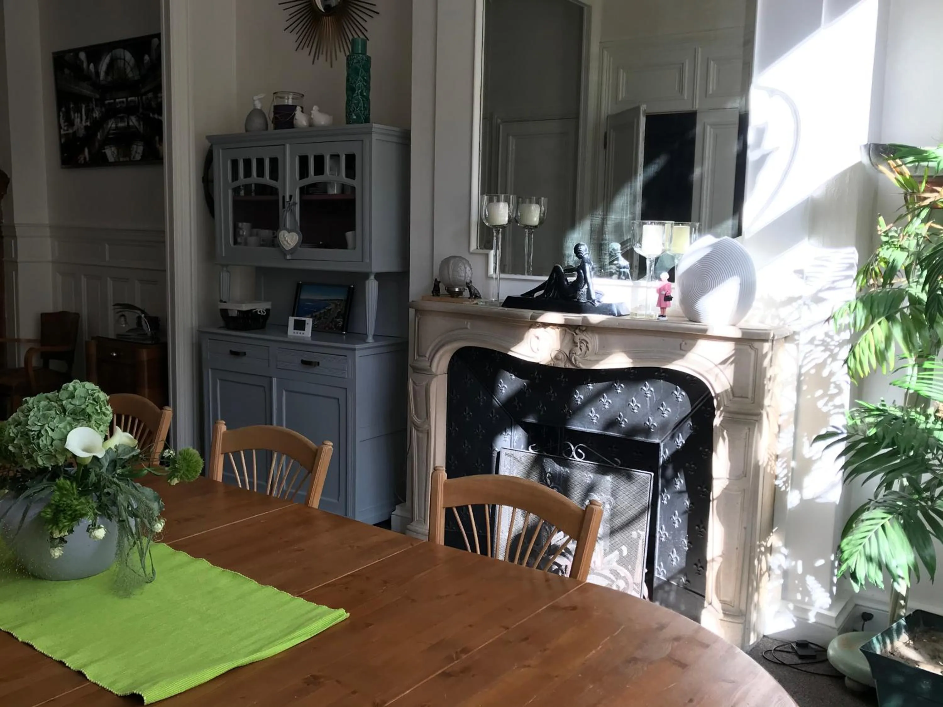 Breakfast in Abri du Passant