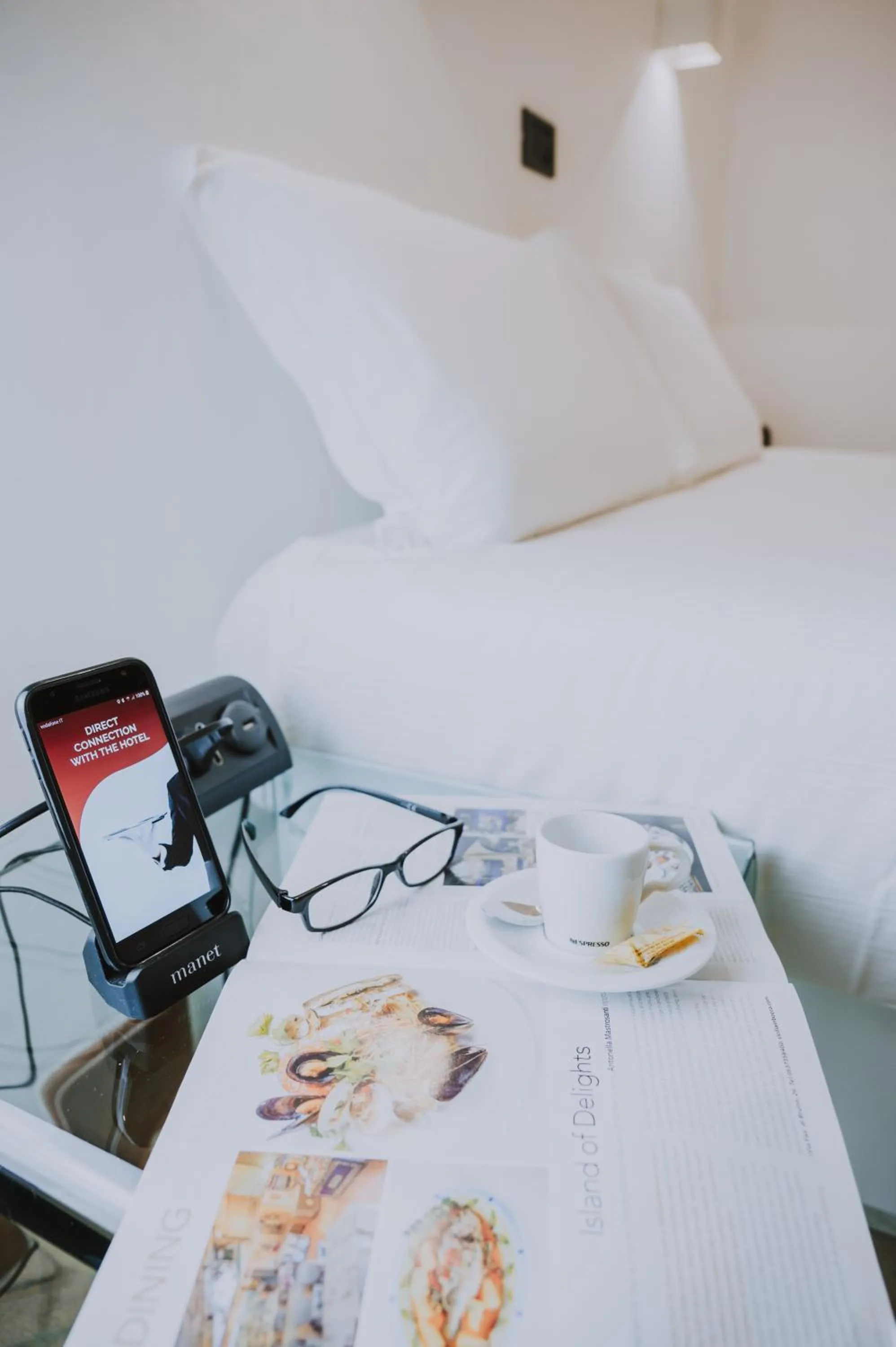Bed in Albergo Delle Regioni, Barberini - Fontana di Trevi