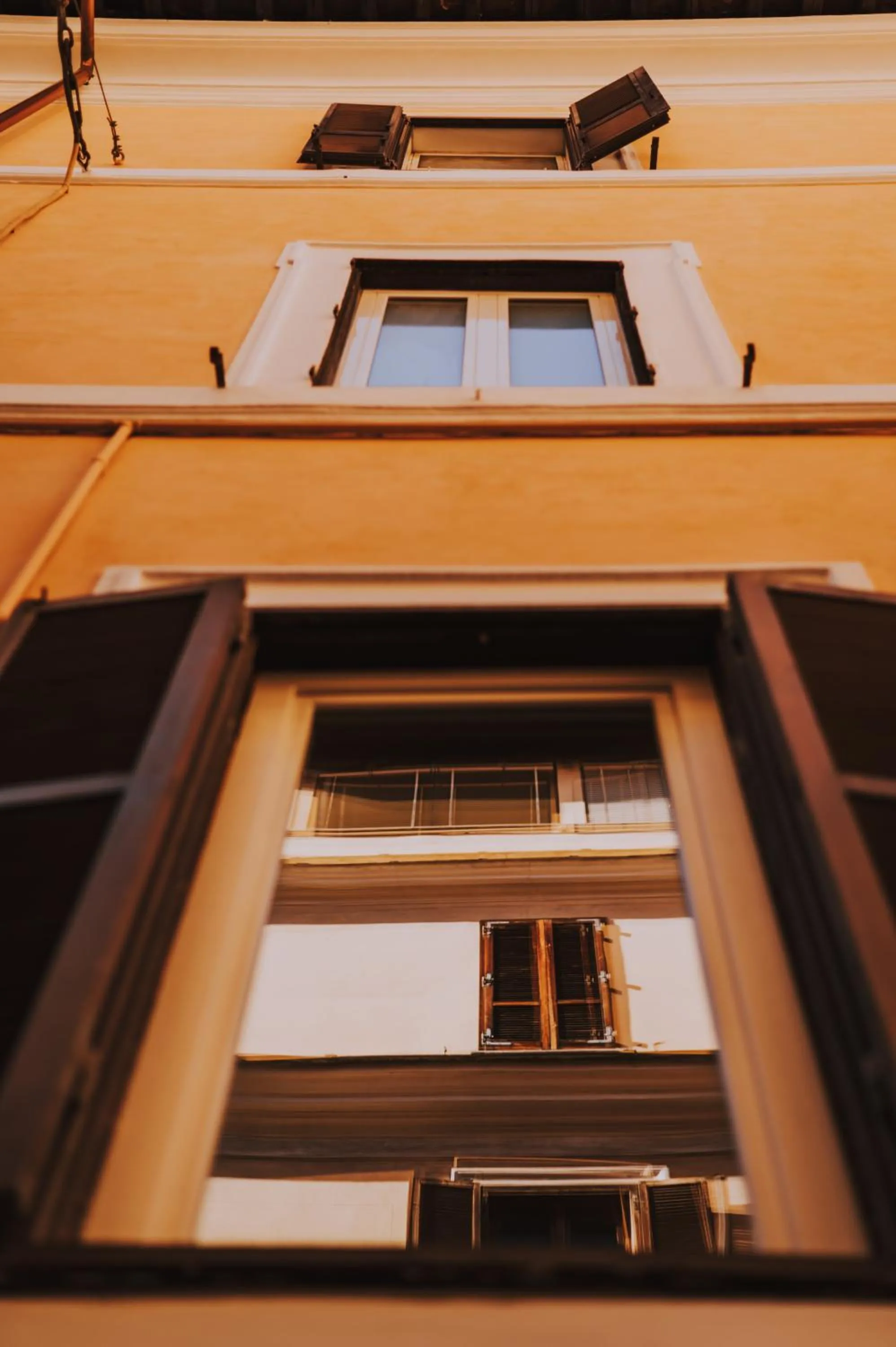 Albergo Delle Regioni, Barberini - Fontana di Trevi