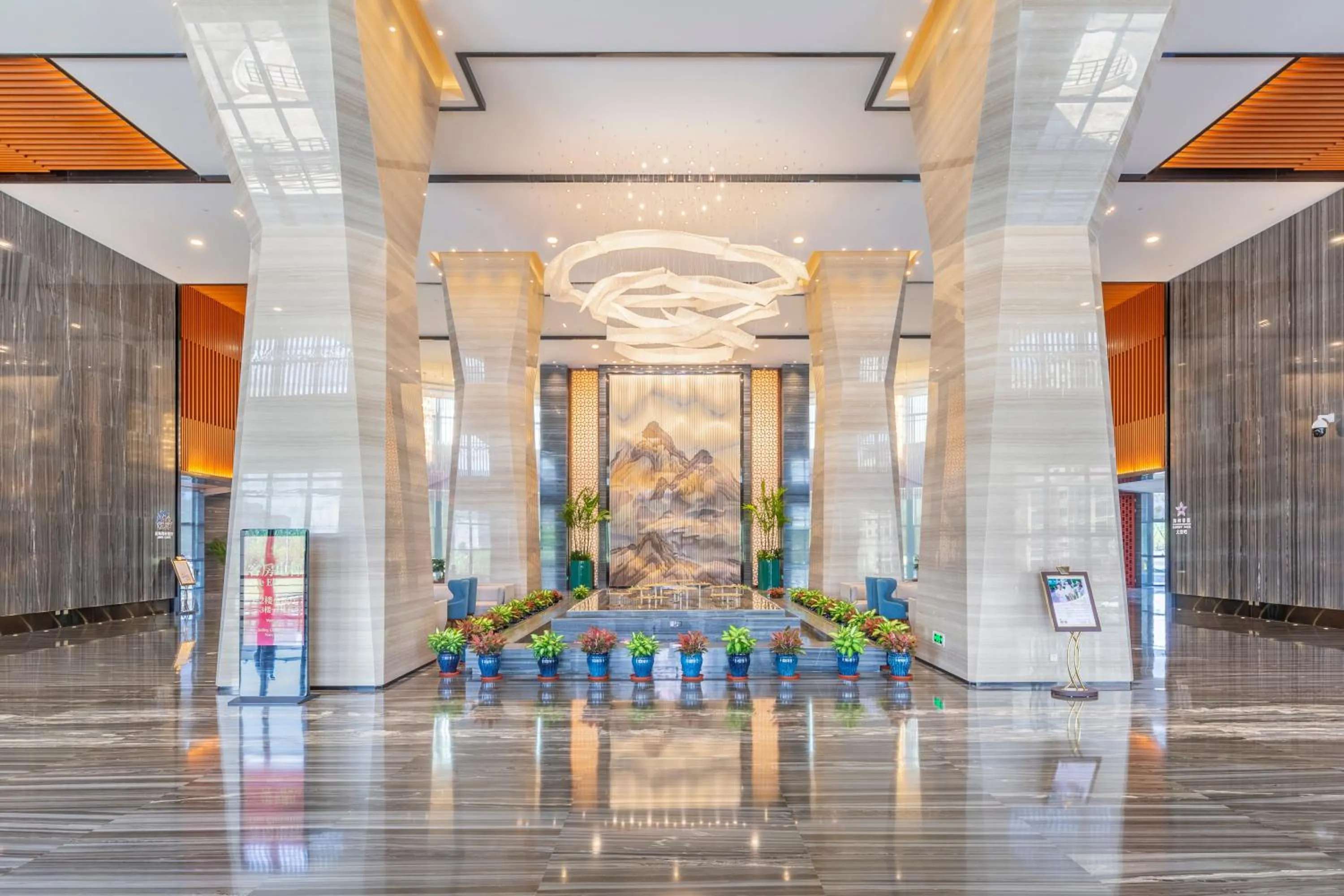 Lobby or reception in Jinling Grand Hotel Nanchang