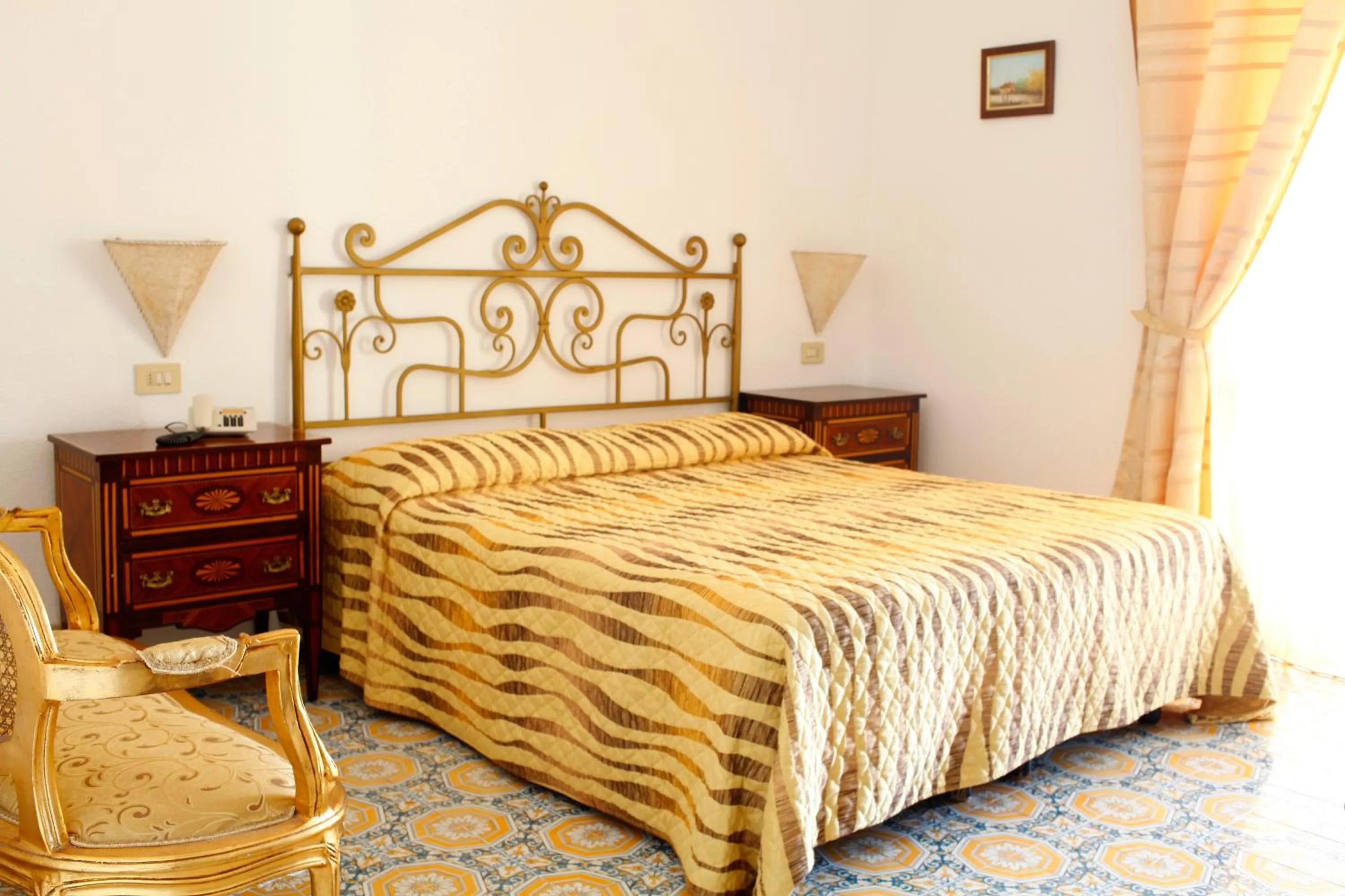 Bedroom, Bed in Hotel La Scogliera