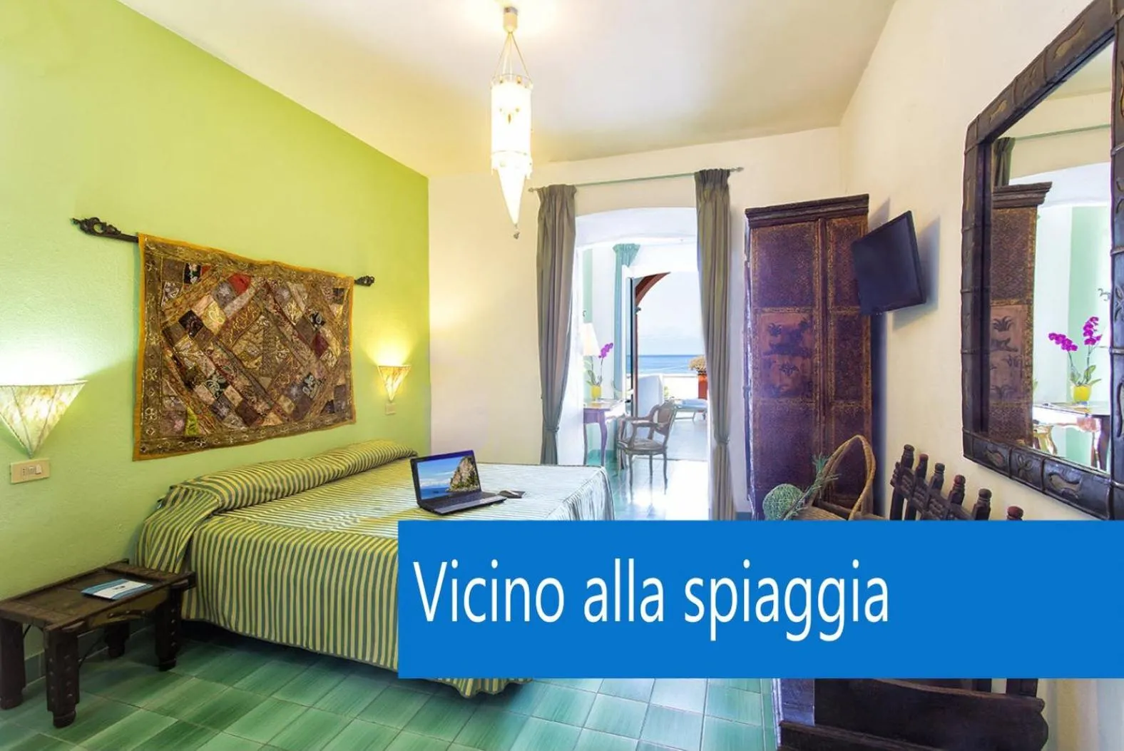 Bedroom in Hotel La Scogliera