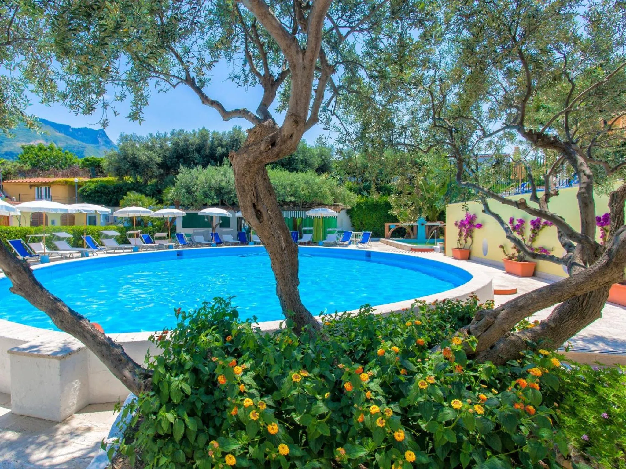 Day in Hotel La Scogliera