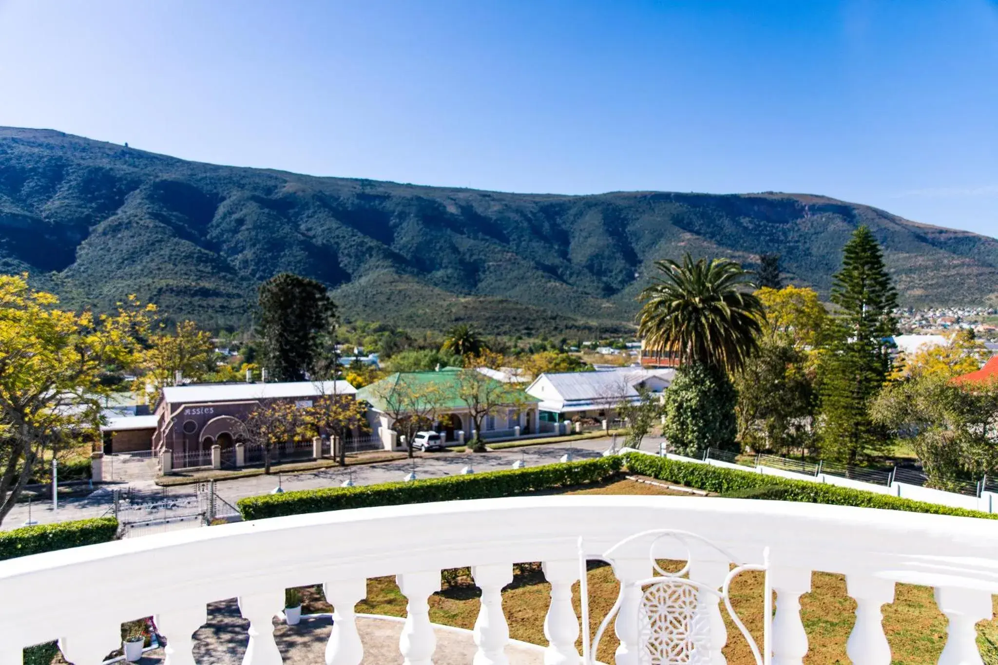 Deluxe King Room in Herberg Manor Deluxe King Room in Herberg Manor