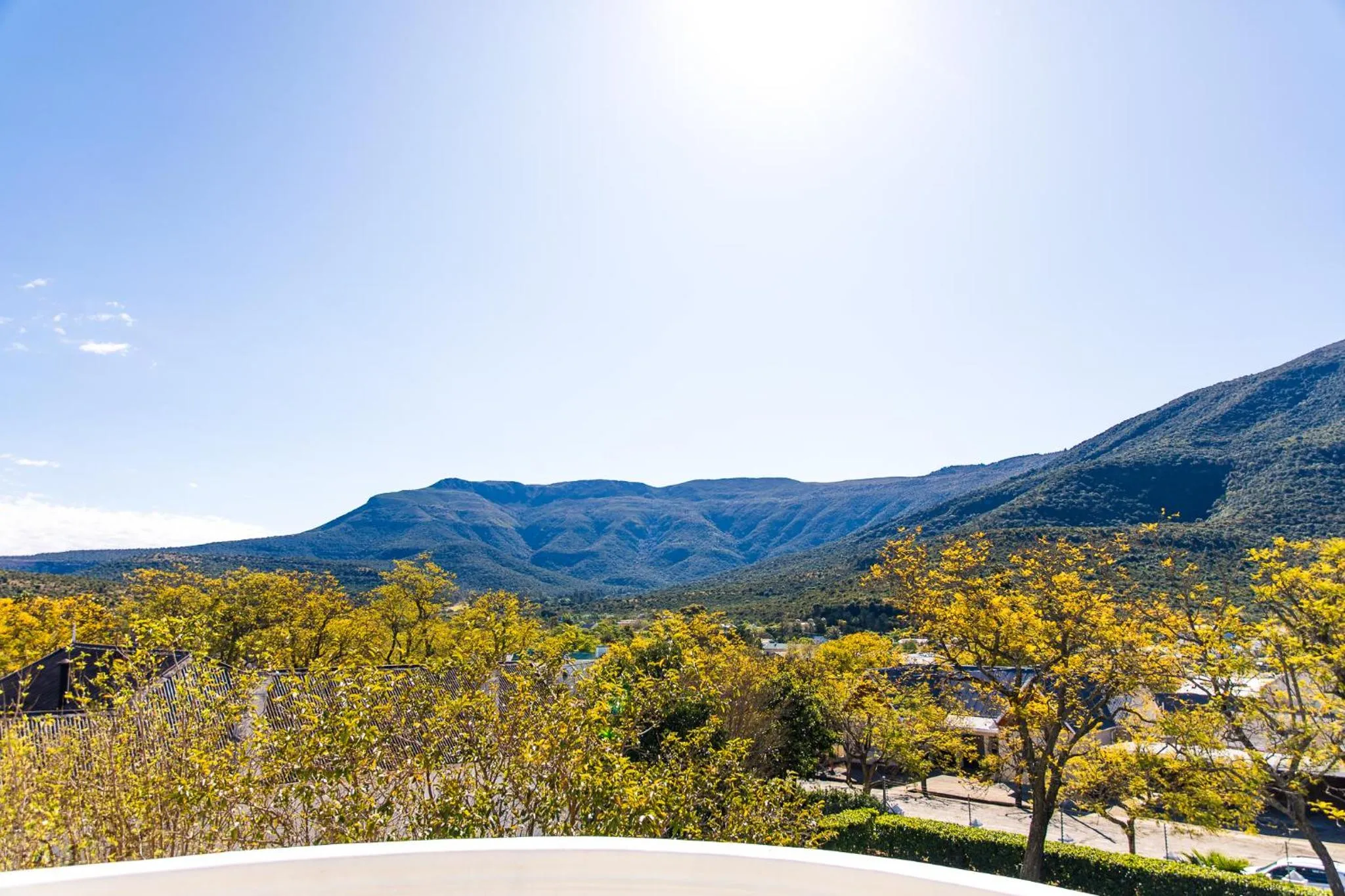 Mountain view in Herberg Manor