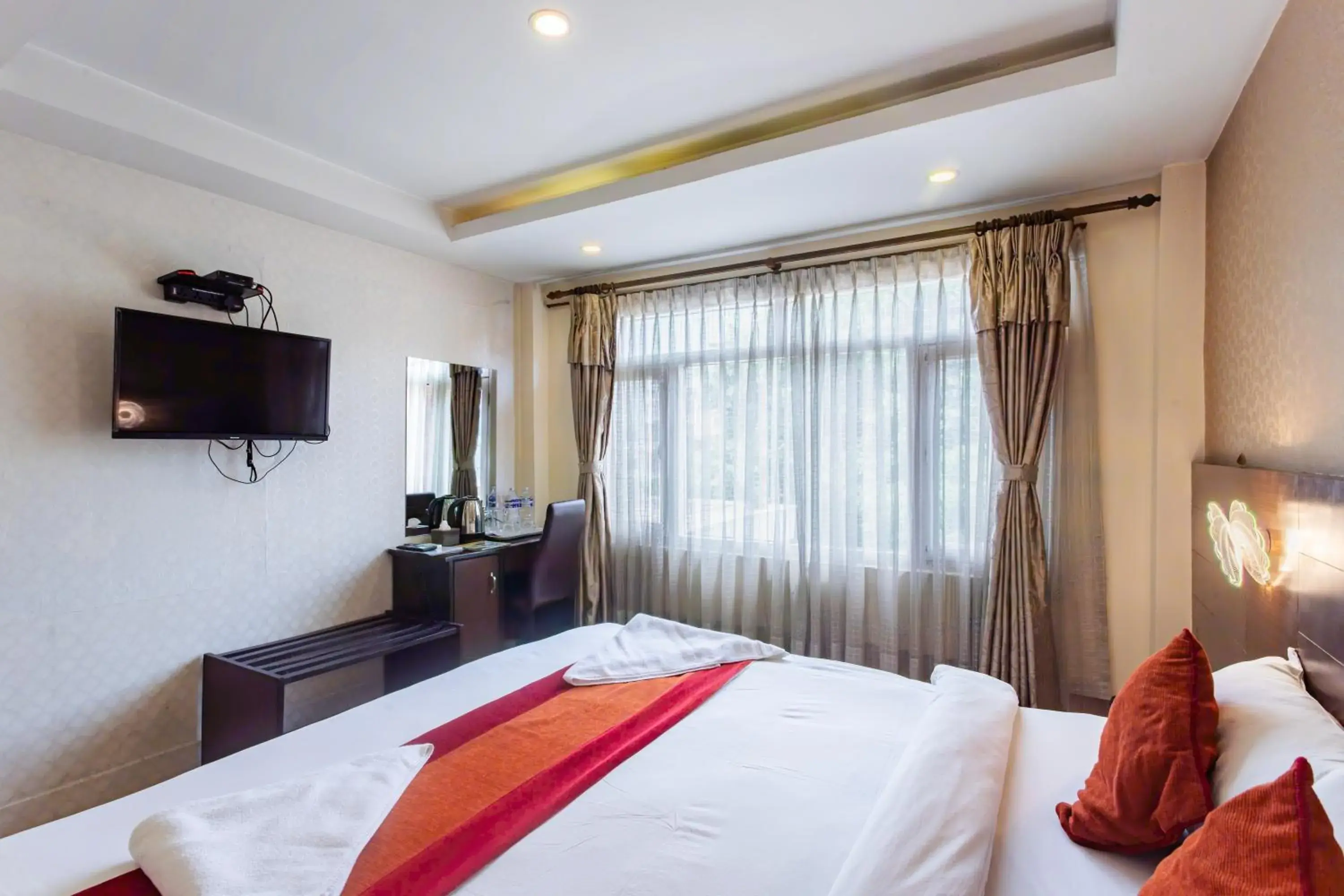 Deluxe Double Room in Hotel Sapana Garden Thamel Deluxe Double Room in Hotel Sapana Garden Thamel