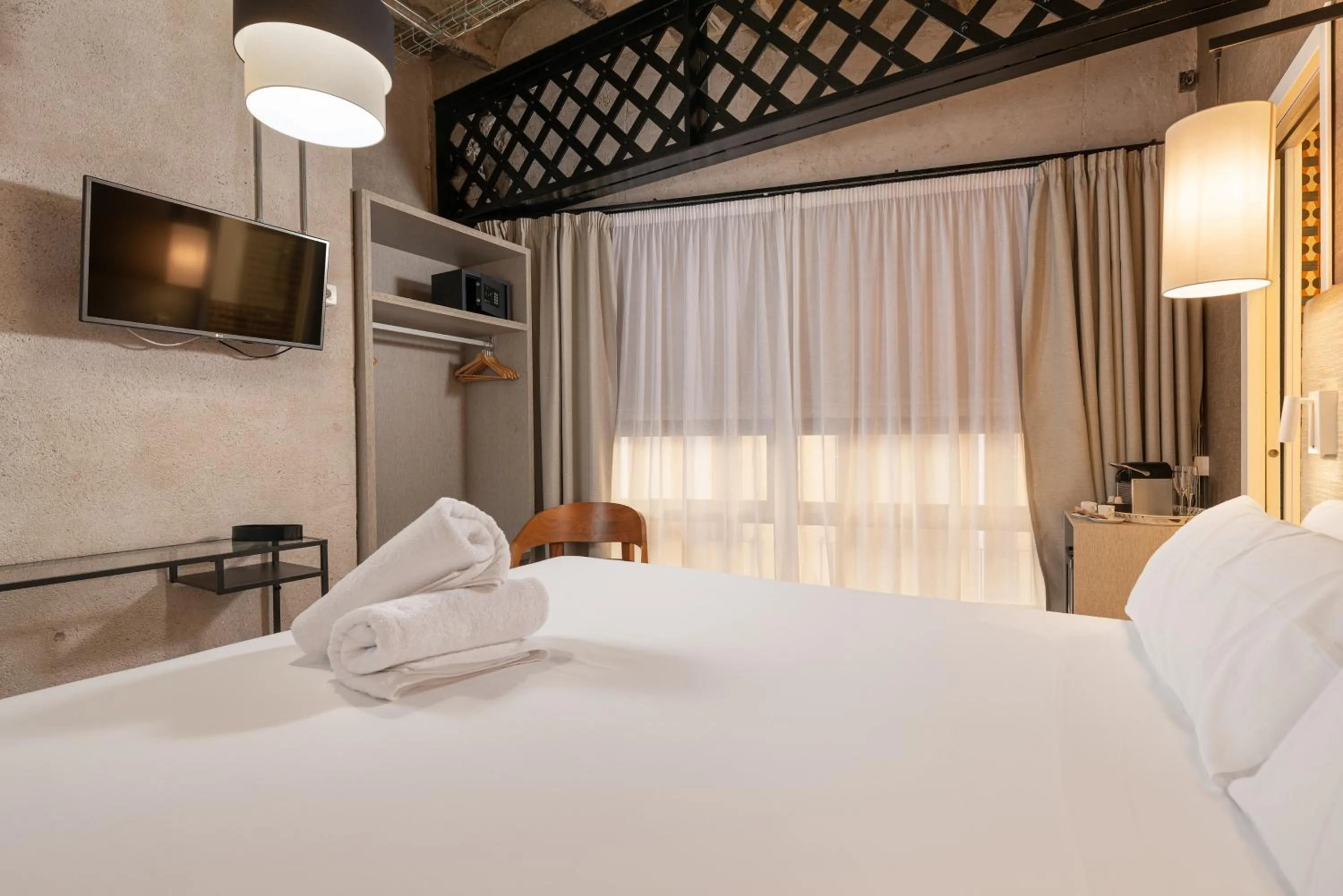 Bedroom, Bed in Brondo Architect Hotel