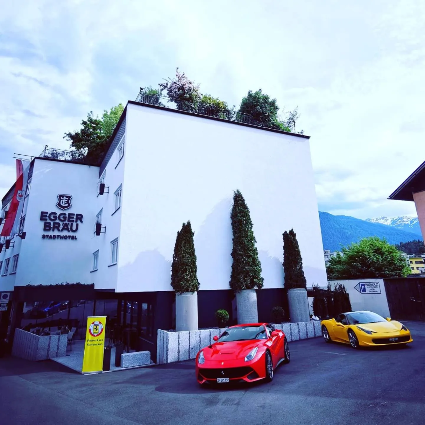 Property building in Stadthotel EGGERBRÄU