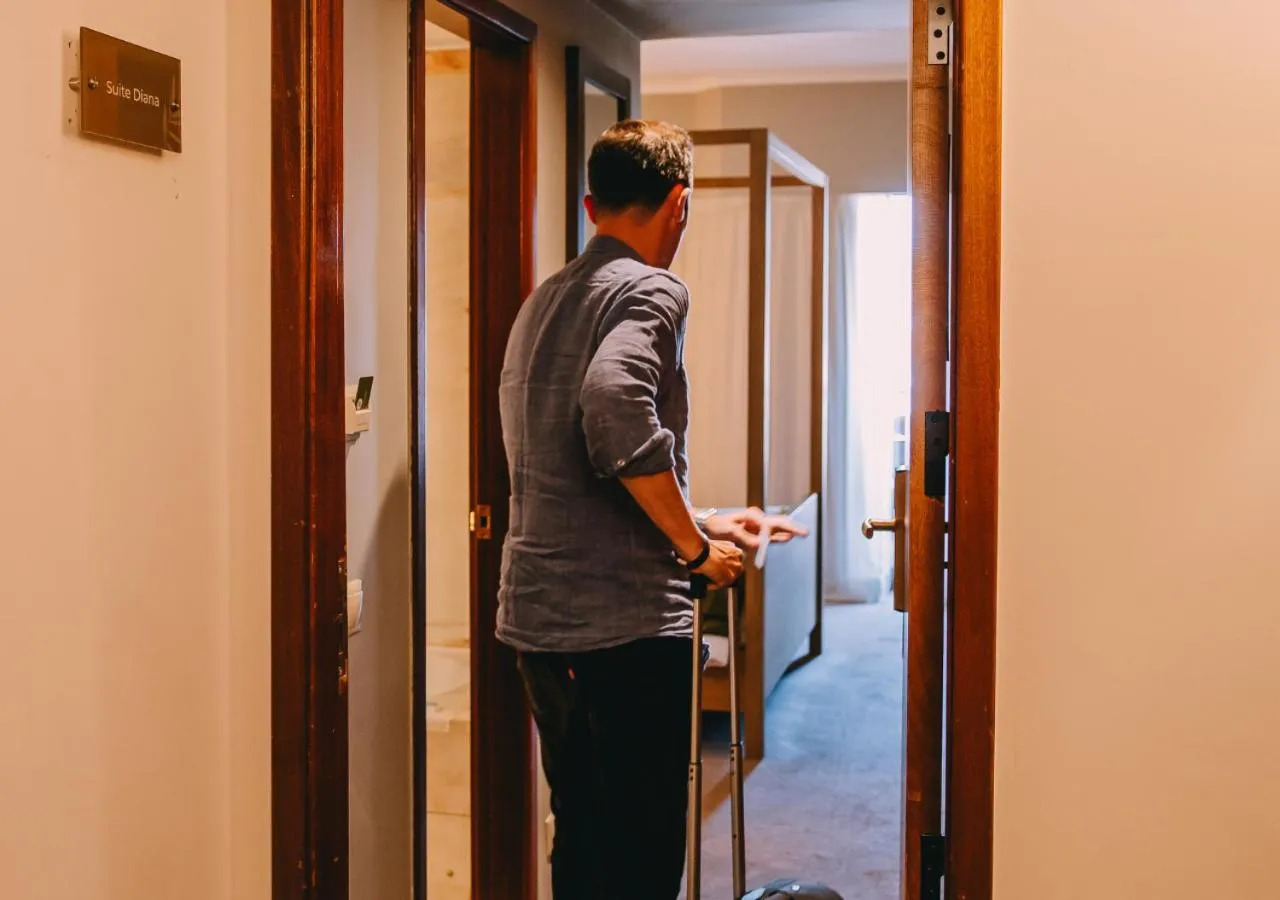 People in Evora Hotel