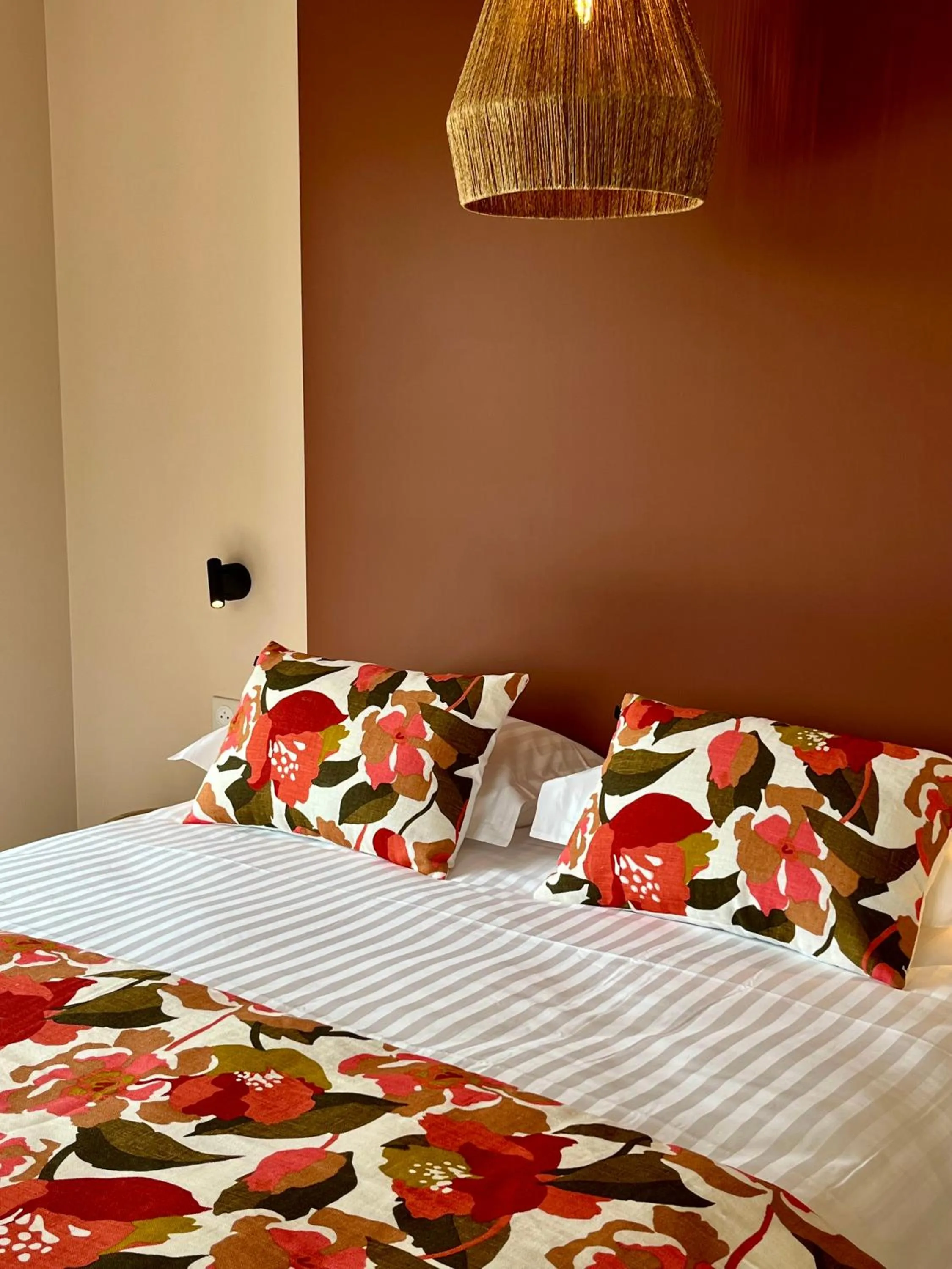 Bed in Hôtel le Corbusson