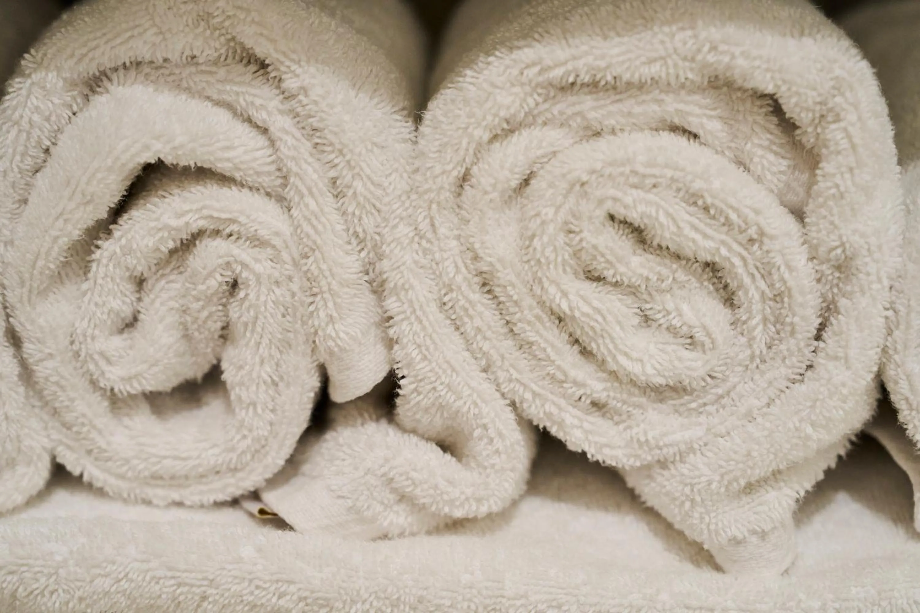 towels in Hôtel le Corbusson Laval Ouest
