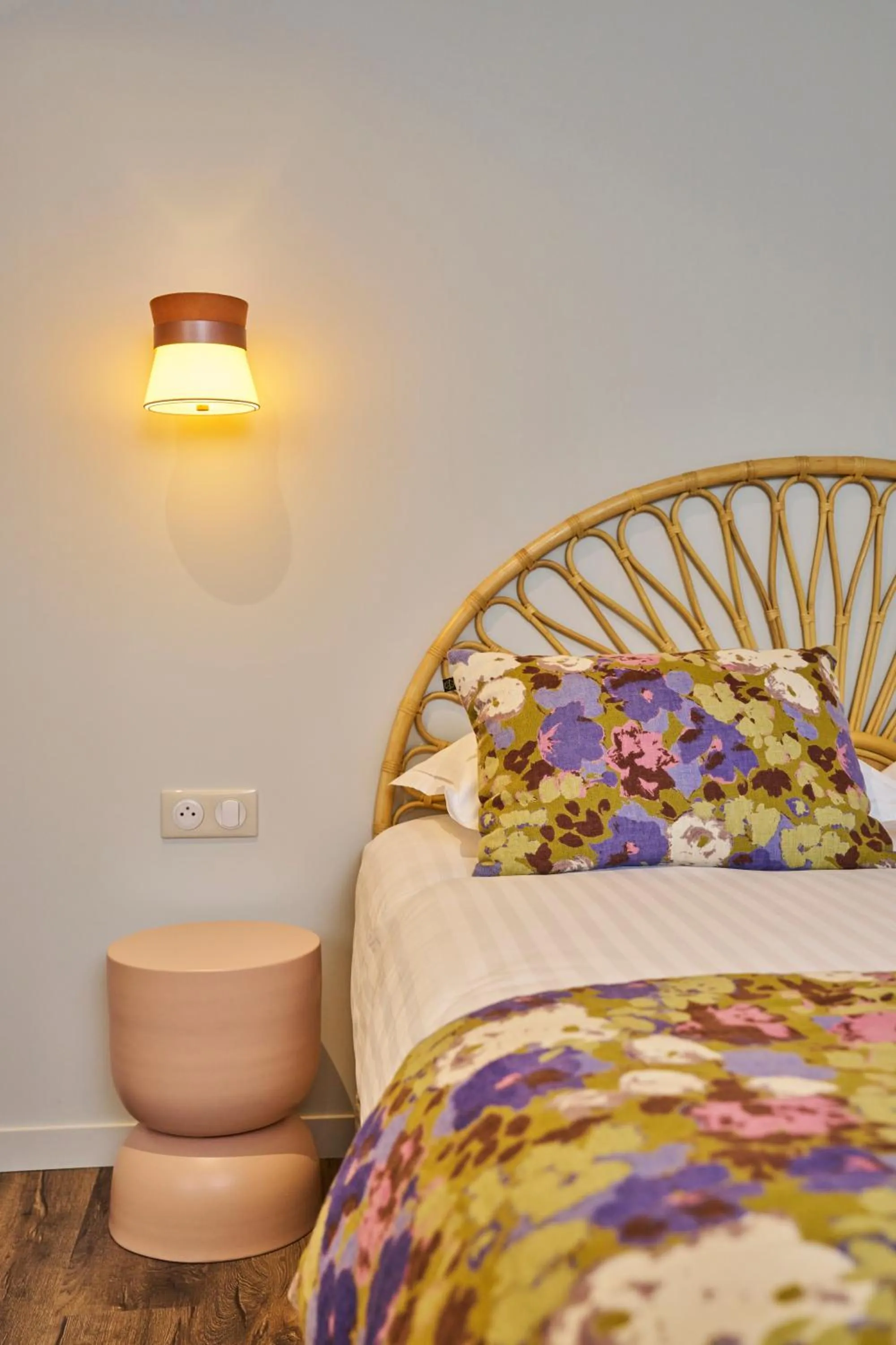 Decorative detail, Bed in Hôtel le Corbusson Laval Ouest