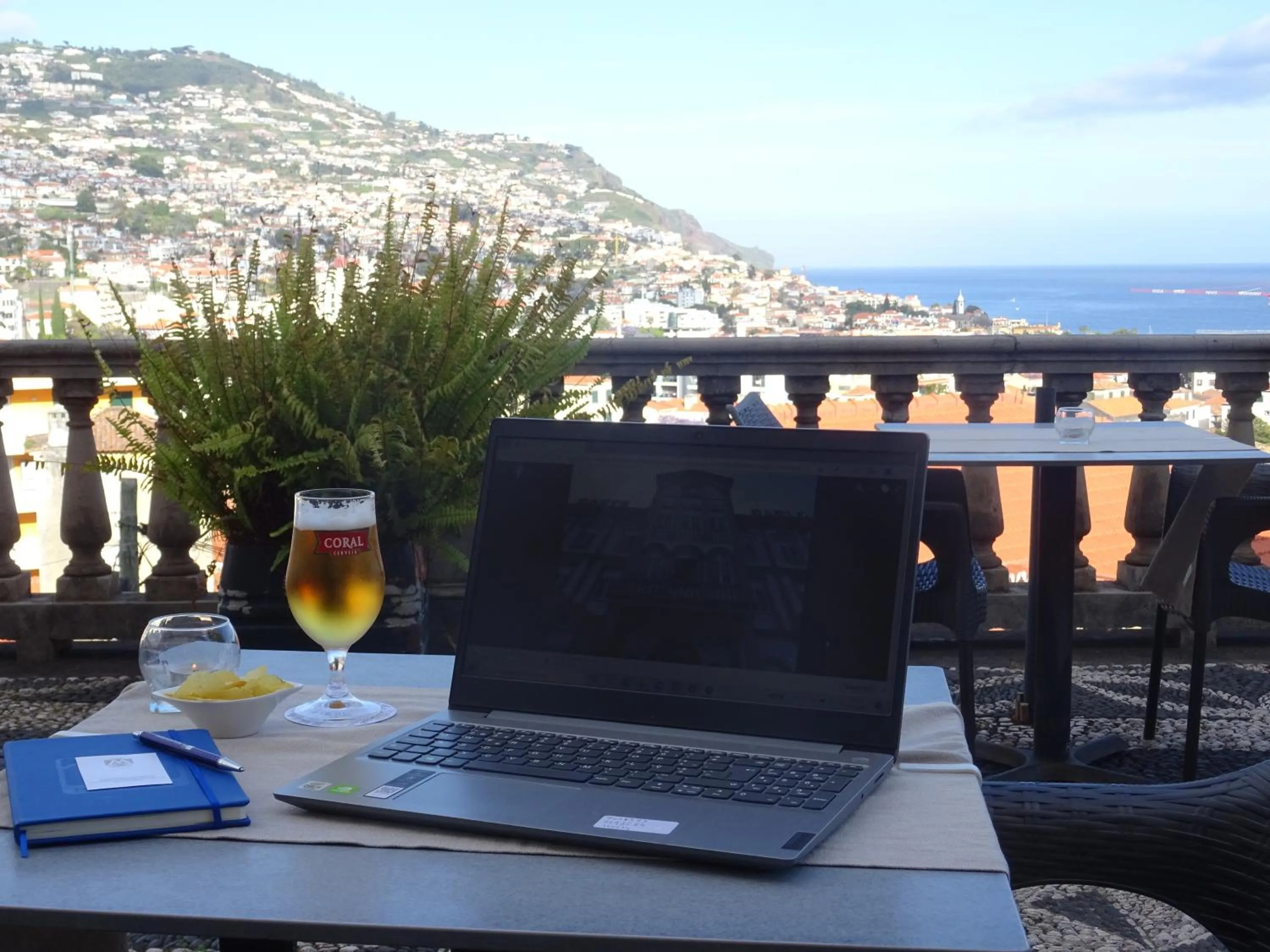 Property building in Hotel Monte Carlo