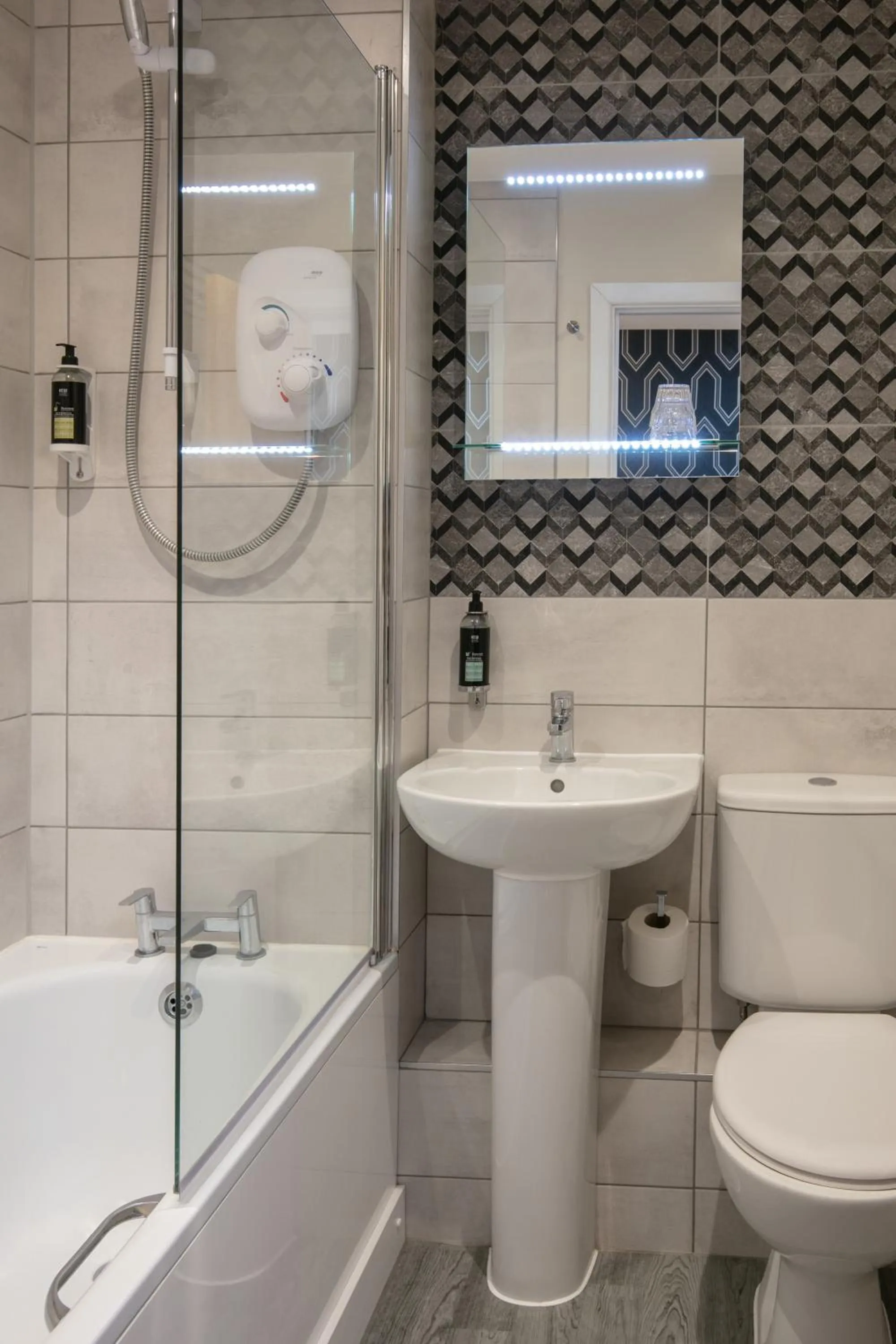 Best Western Compass Inn