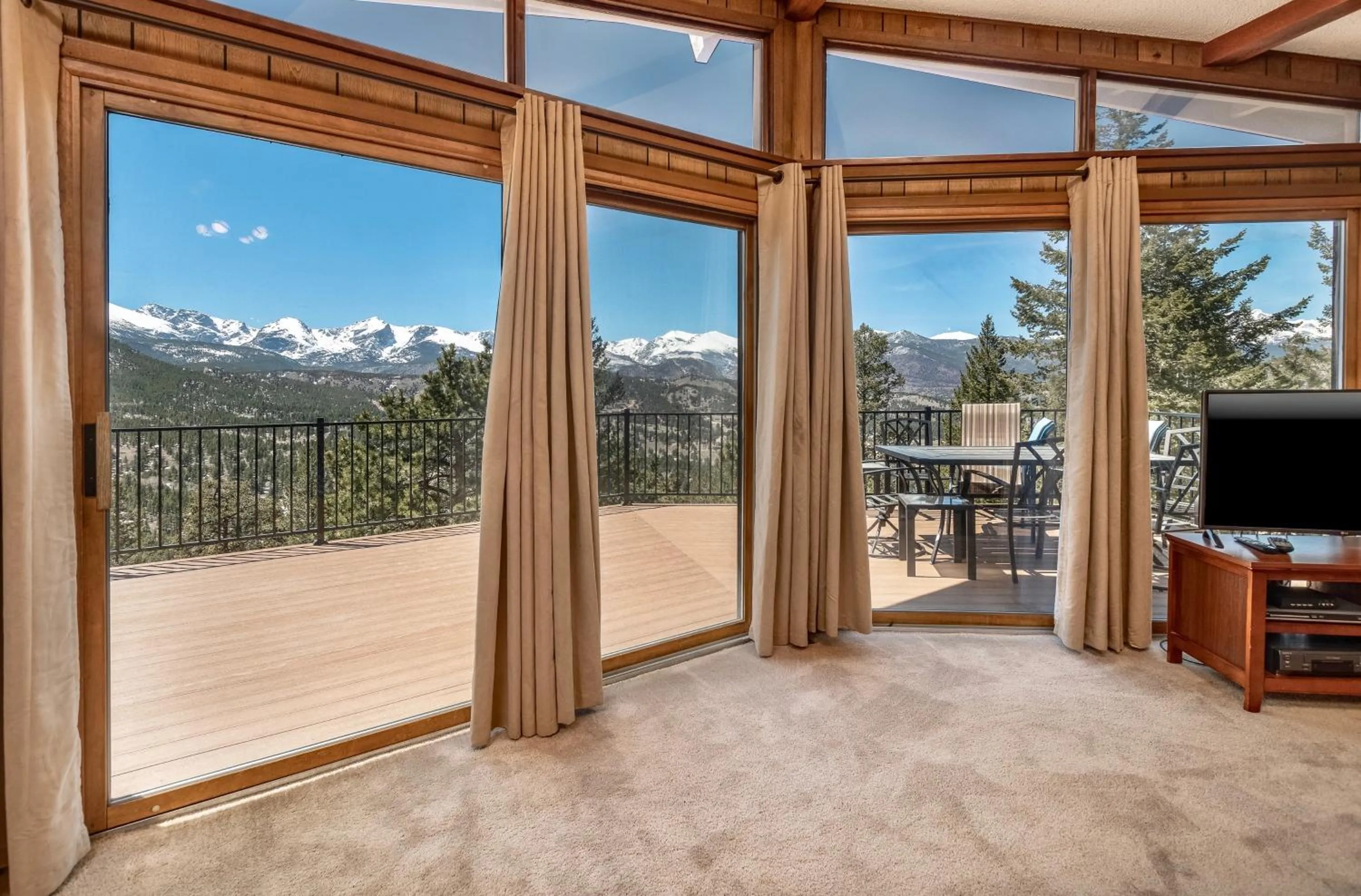 TV and multimedia in Macmillan Home