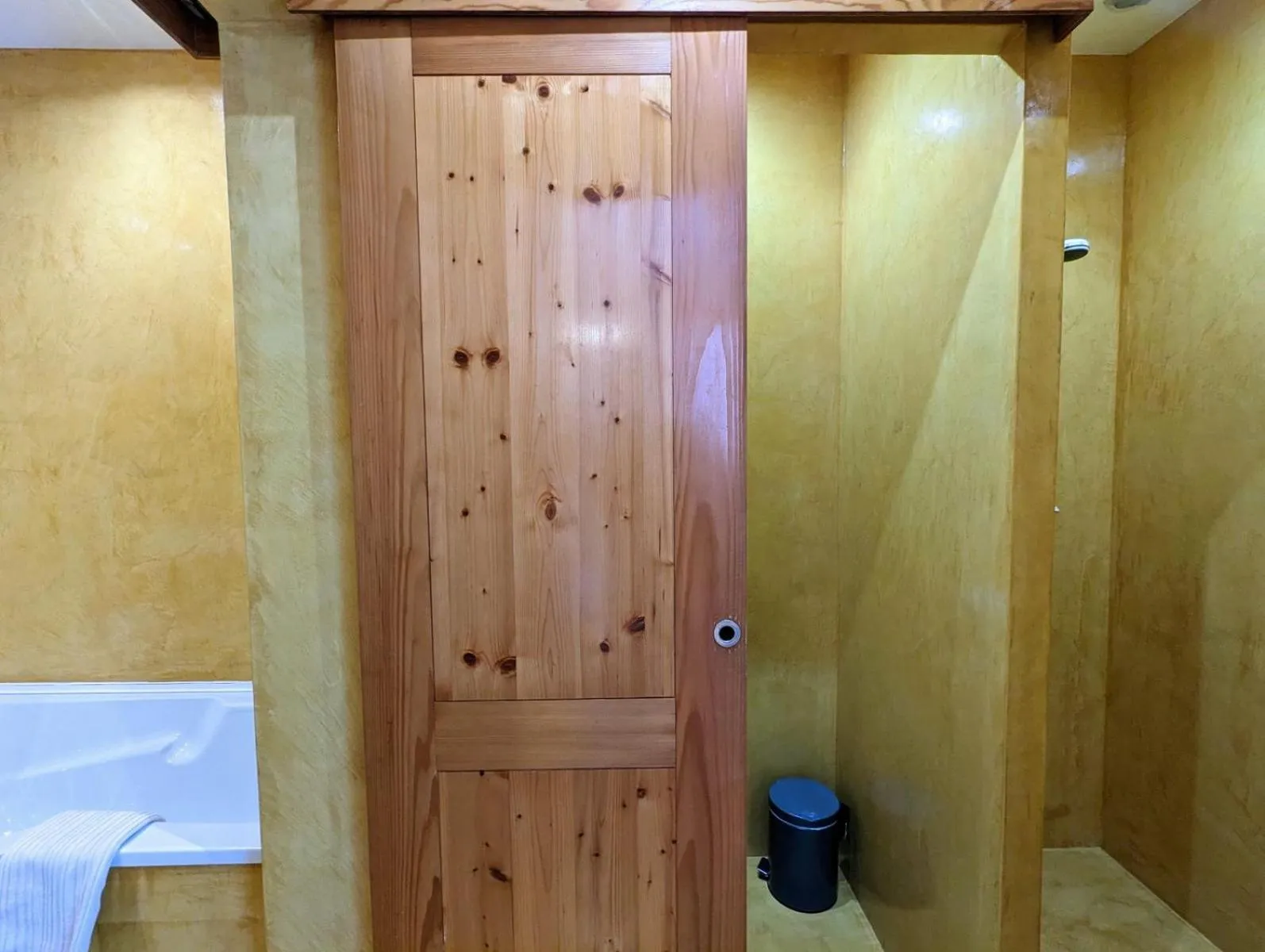 Bathroom in Chambre d'hôtes Kieffer Le Grand Bienfaisy